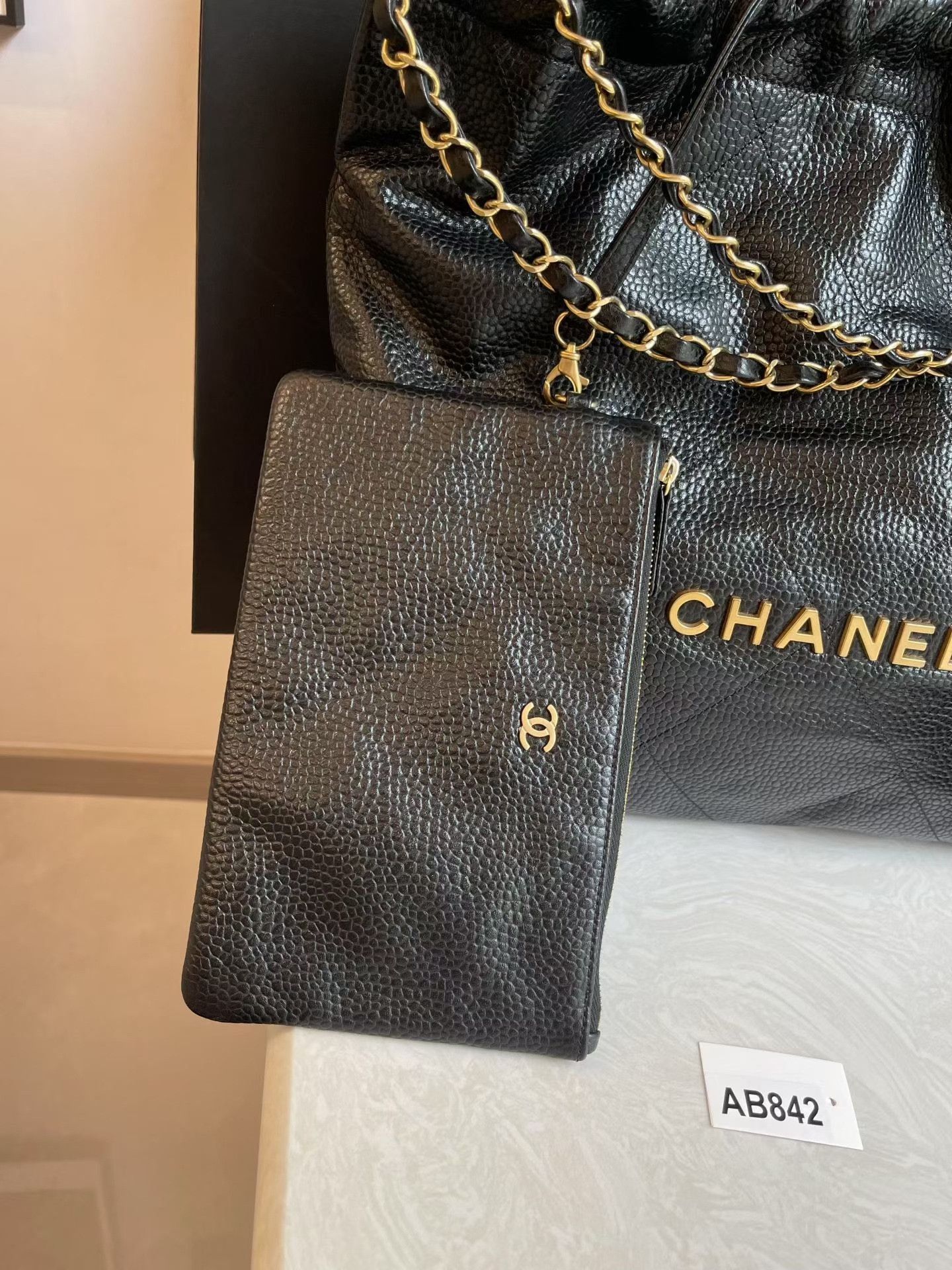 Chanel Pre-loved Bag Very good condition Size ONE SIZE - 3 Thumbnail