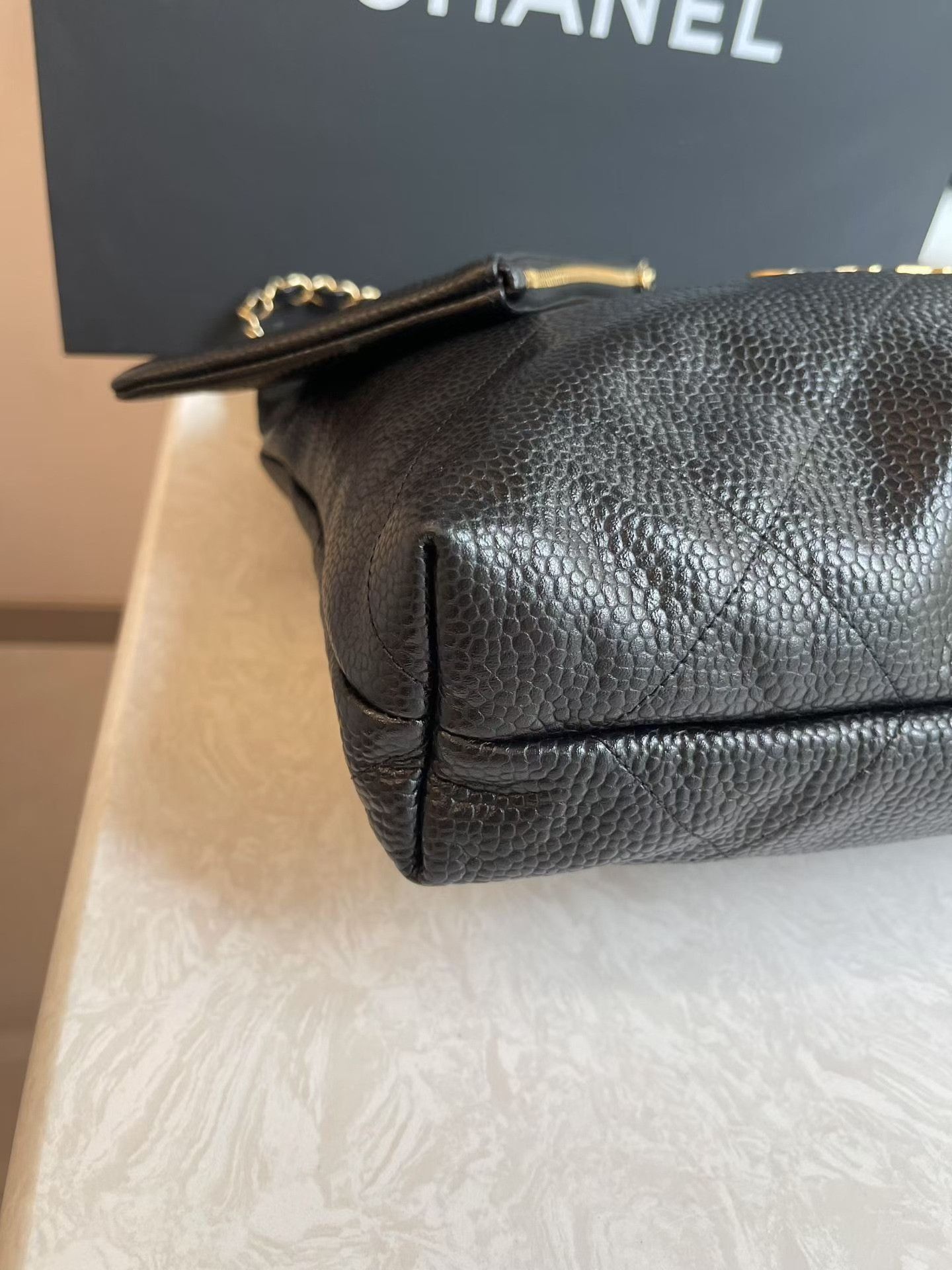 Chanel Pre-loved Bag Very good condition Size ONE SIZE - 6 Thumbnail