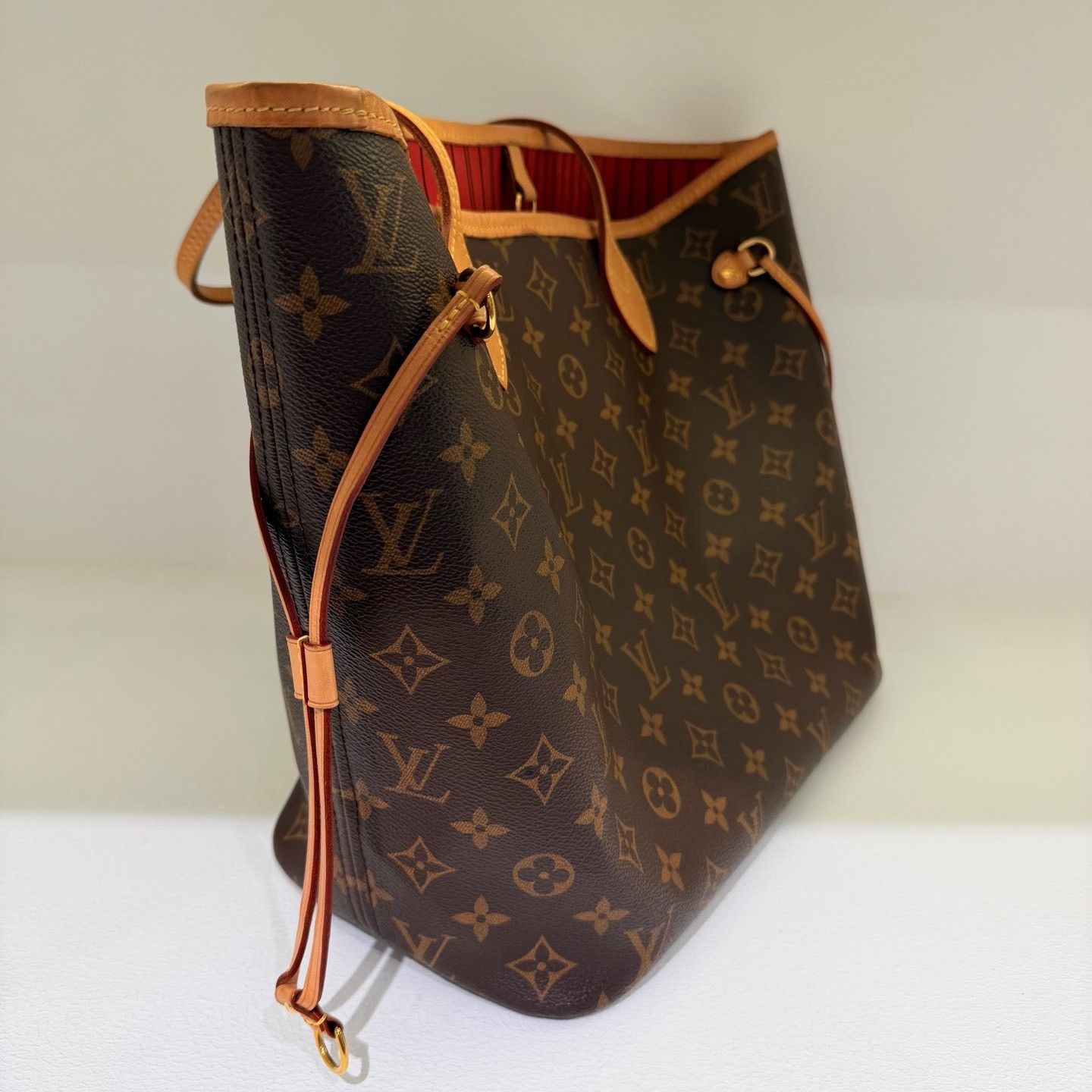 Louis Vuitton Pre-loved Bag Very good condition Size ONE SIZE - 2 Thumbnail