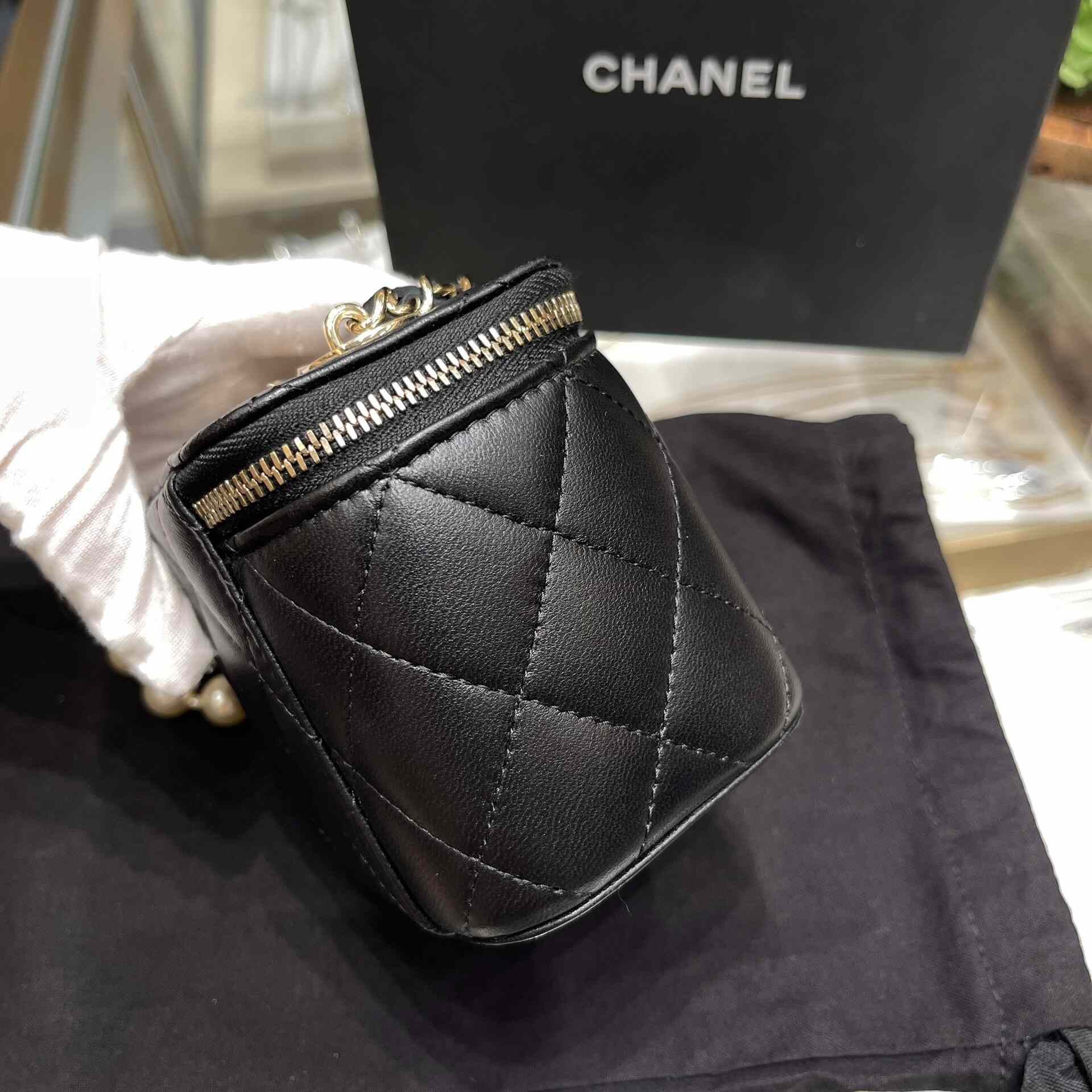 Chanel Pre-loved Bag Very good condition Size ONE SIZE - 7 Thumbnail