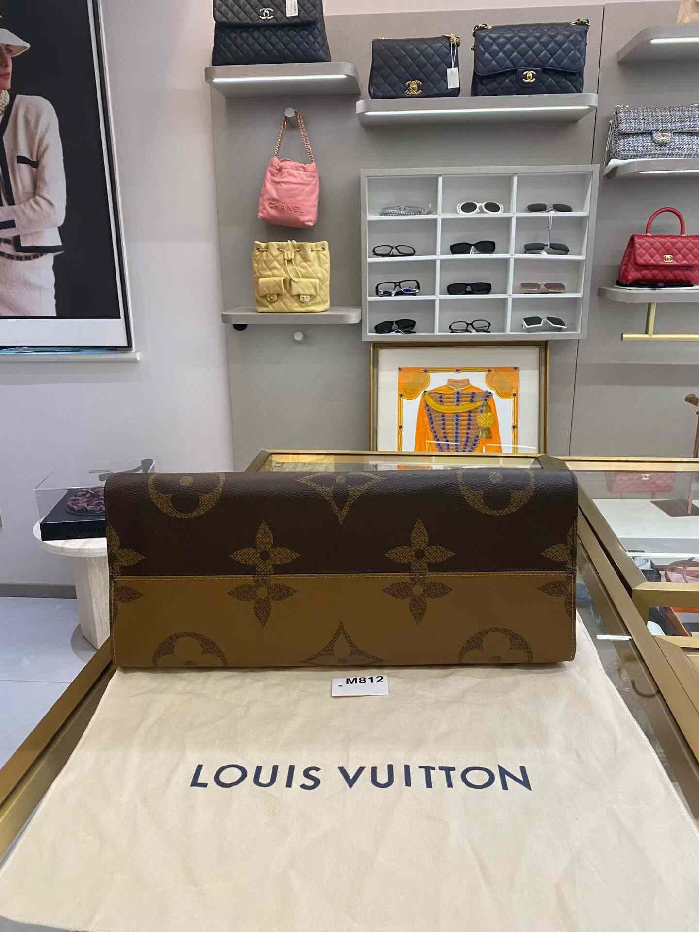 Louis Vuitton Pre-loved Bag Very good condition Size ONE SIZE - 3 Thumbnail