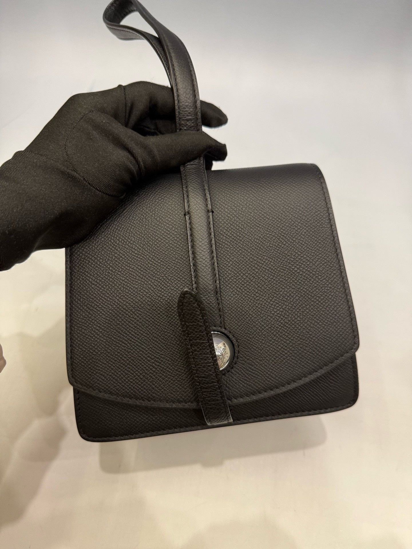 Moynat Pre-loved Bag Very good condition Size ONE SIZE - 2 Thumbnail