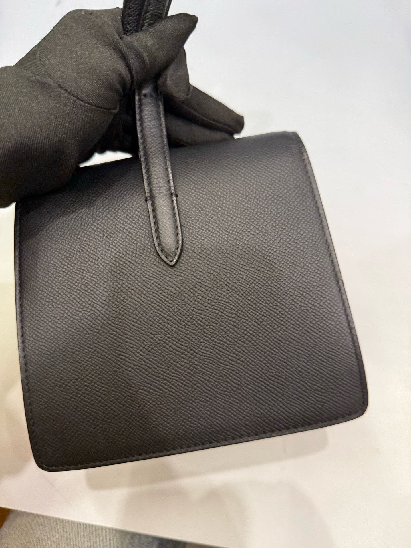 Moynat Pre-loved Bag Very good condition Size ONE SIZE - 4 Thumbnail