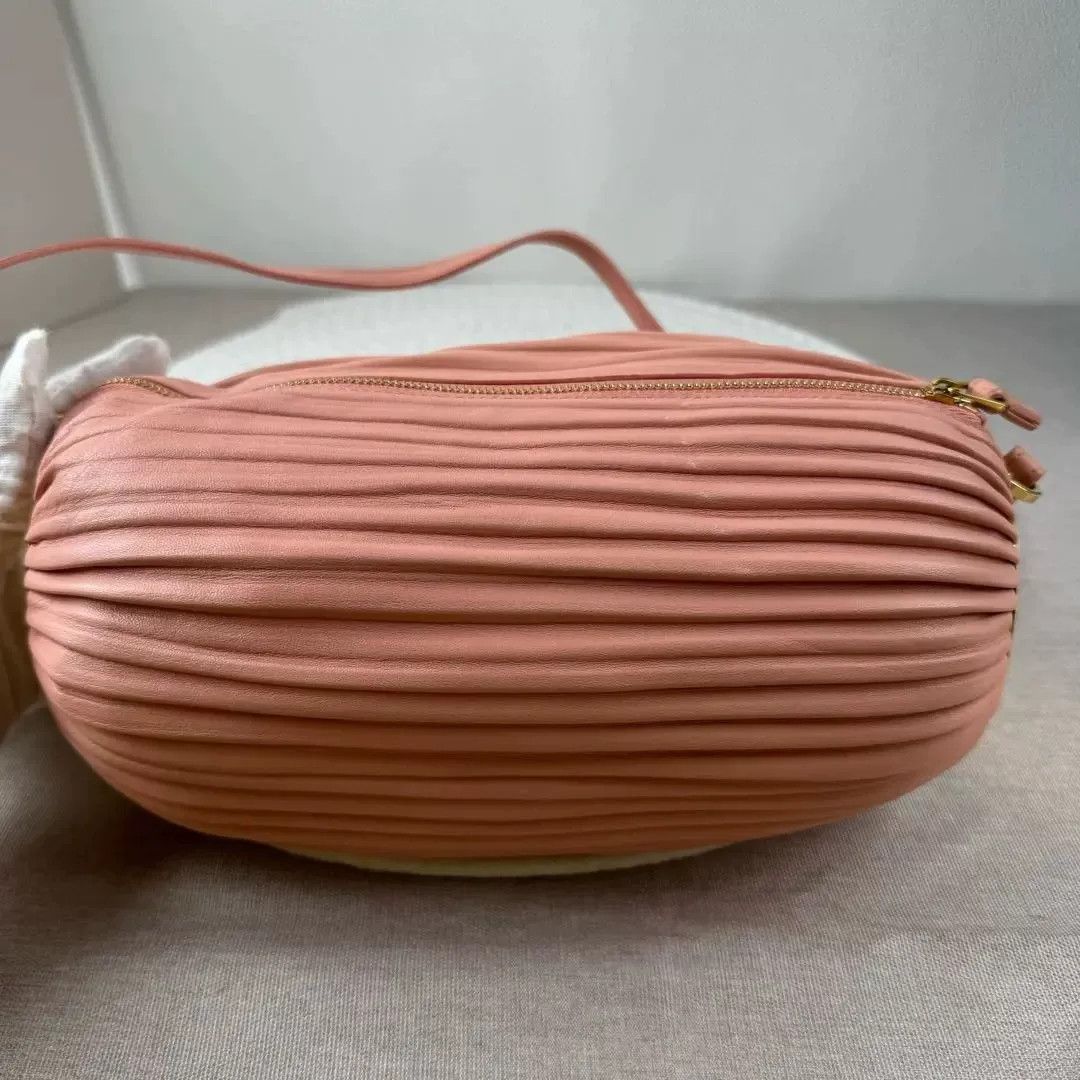 Loewe Pre-loved Bag Very good condition Size ONE SIZE - 6 Thumbnail