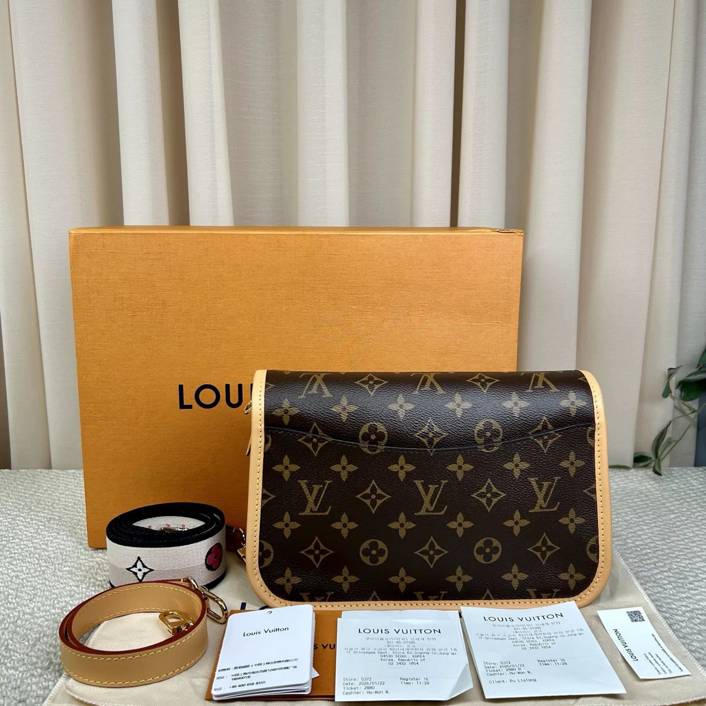 Louis Vuitton Pre-loved Bag Very good condition Size ONE SIZE - 2 Thumbnail