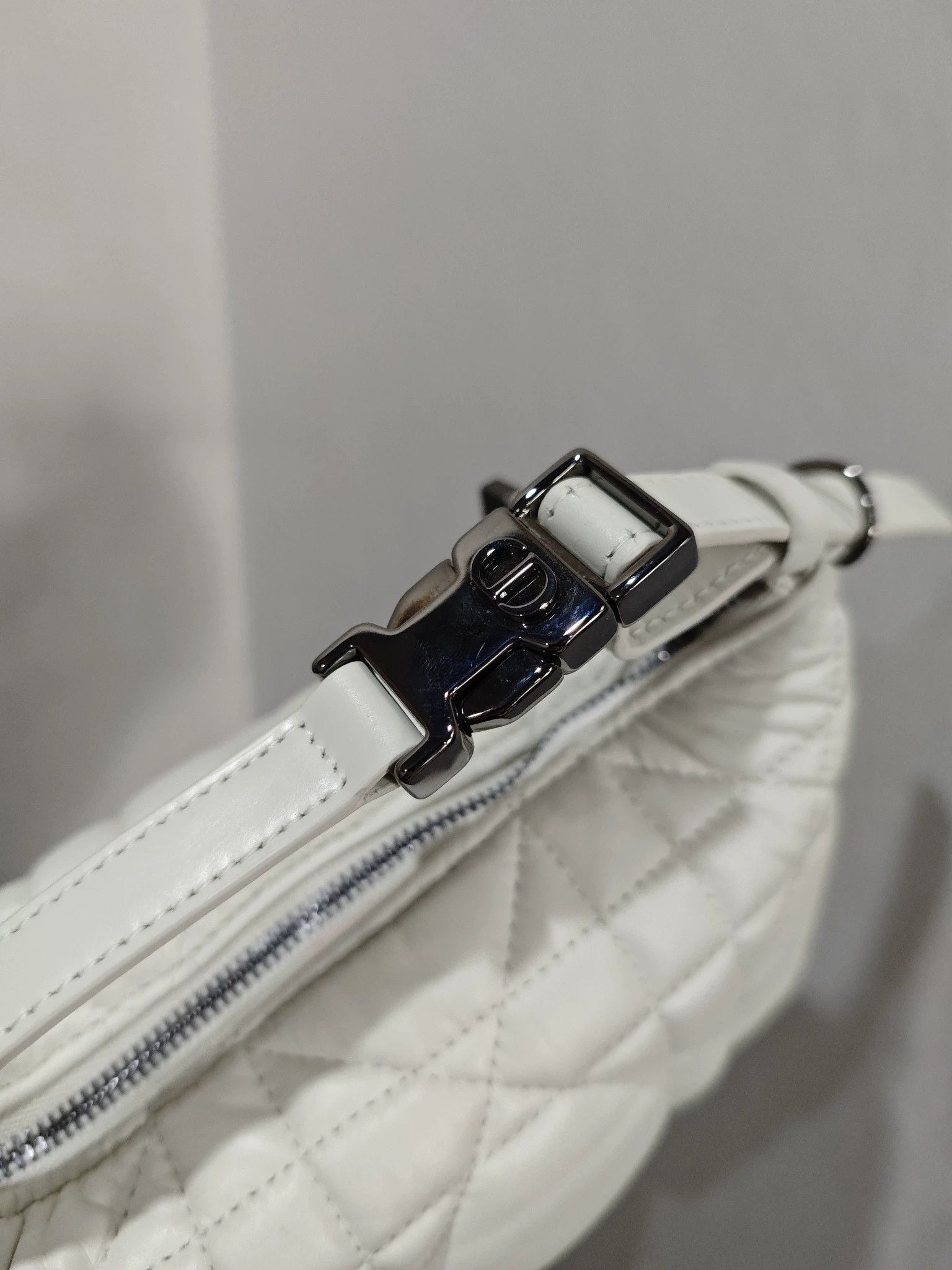 Dior Pre-loved Bag Very good condition Size ONE SIZE - 4 Thumbnail
