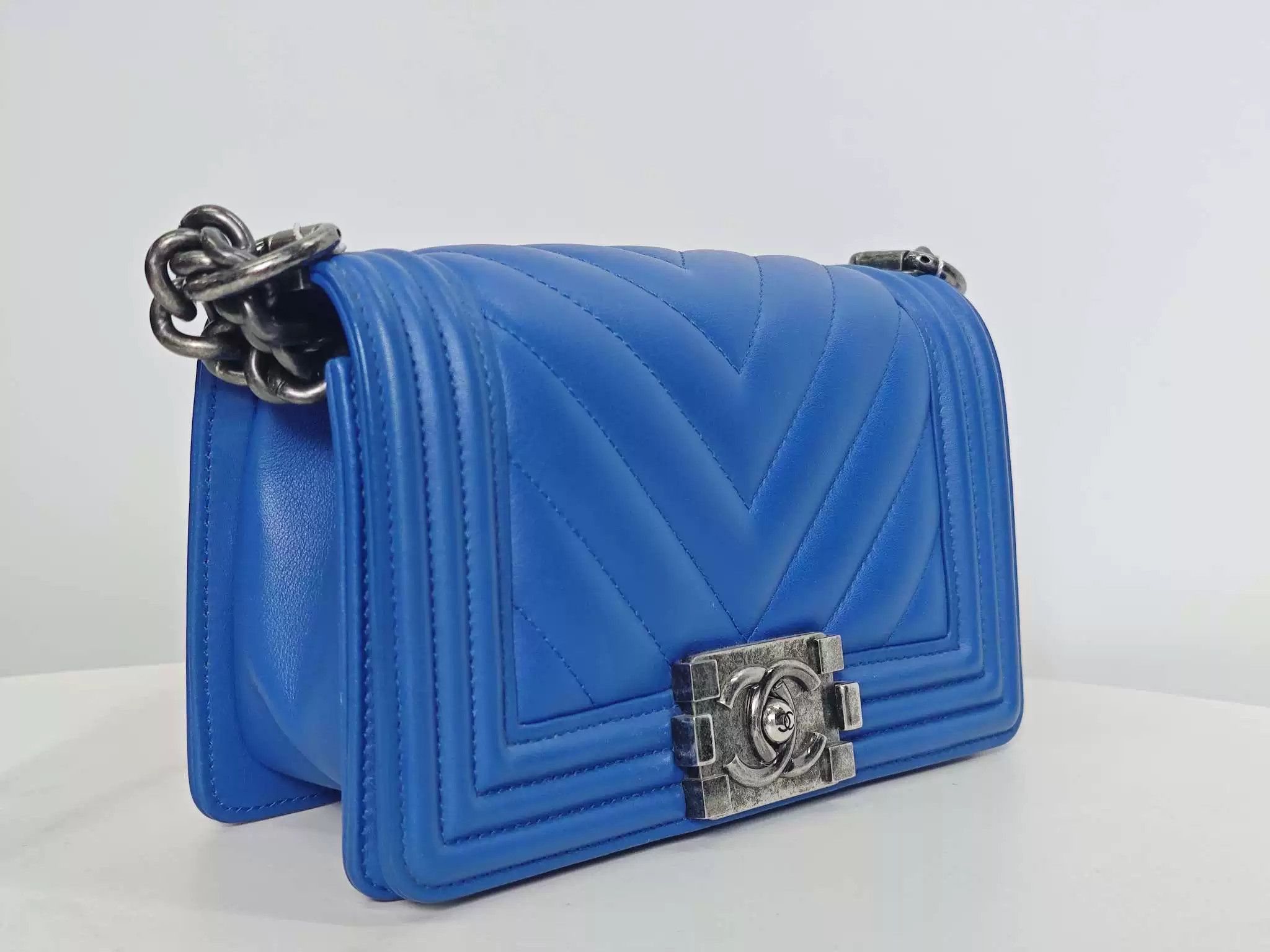 Chanel Pre-loved Bag Very good condition Size ONE SIZE - 2 Thumbnail
