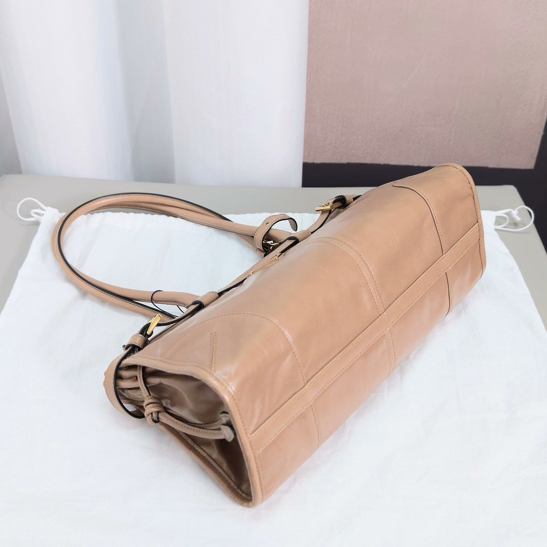 Prada Pre-loved Bag Very good condition Size ONE SIZE - 3 Thumbnail
