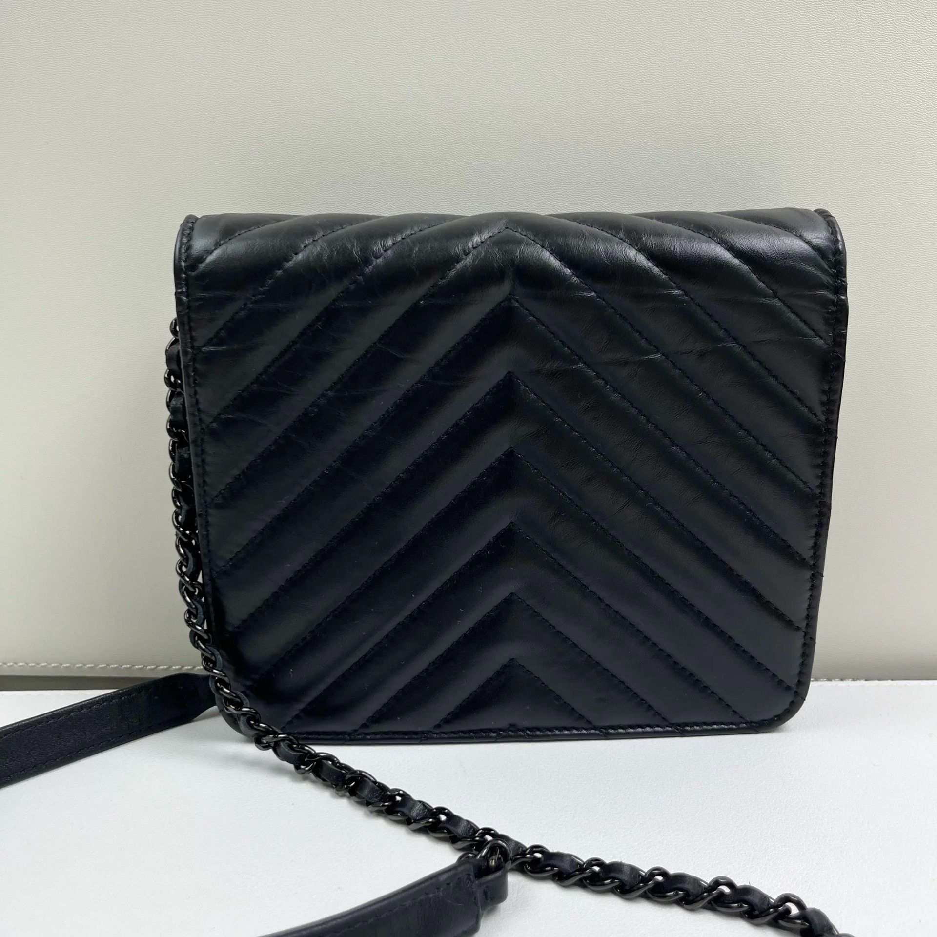 Chanel Pre-loved Bag Very good condition Size ONE SIZE - 4 Thumbnail