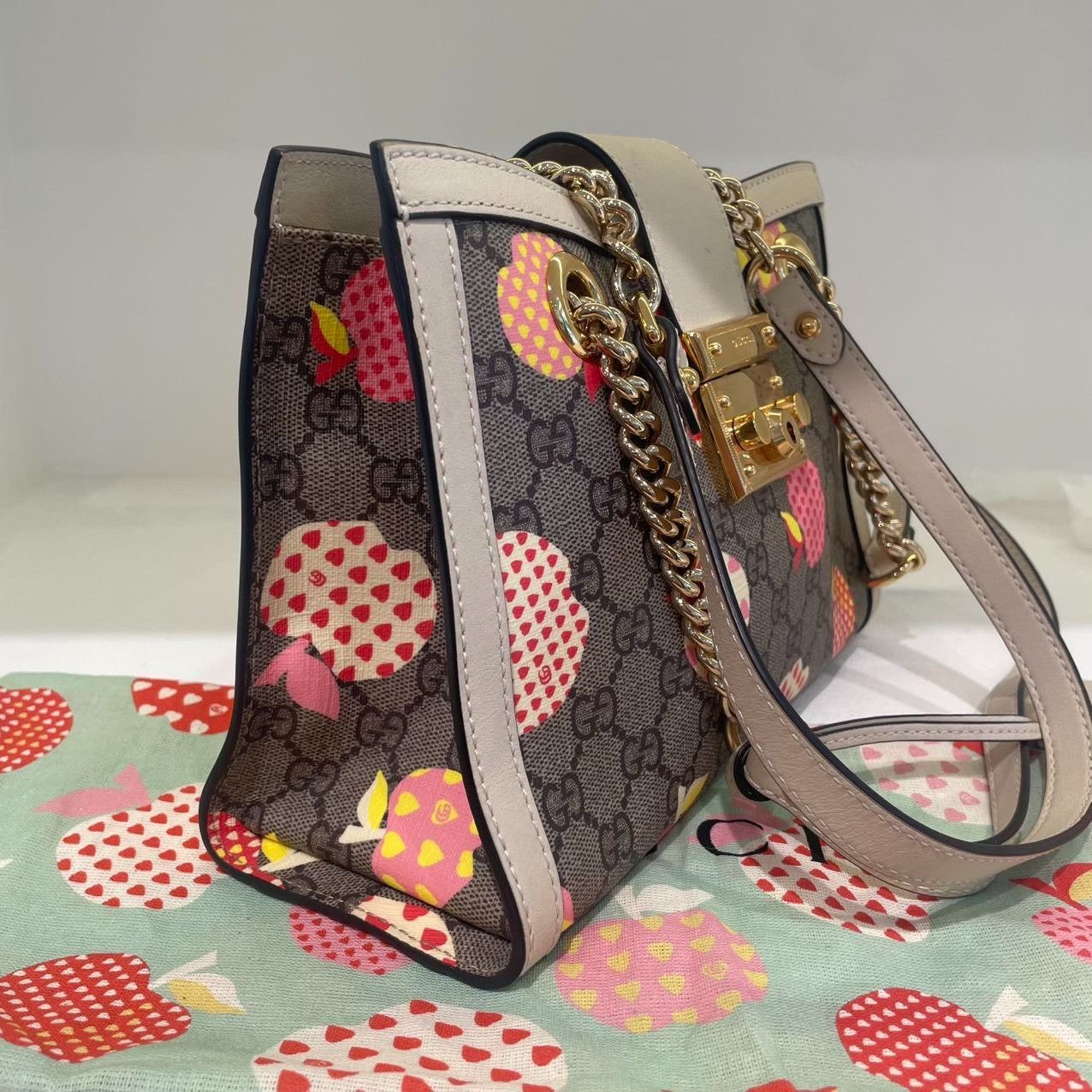 Gucci Pre-loved Bag Very good condition Size ONE SIZE - 8 Thumbnail