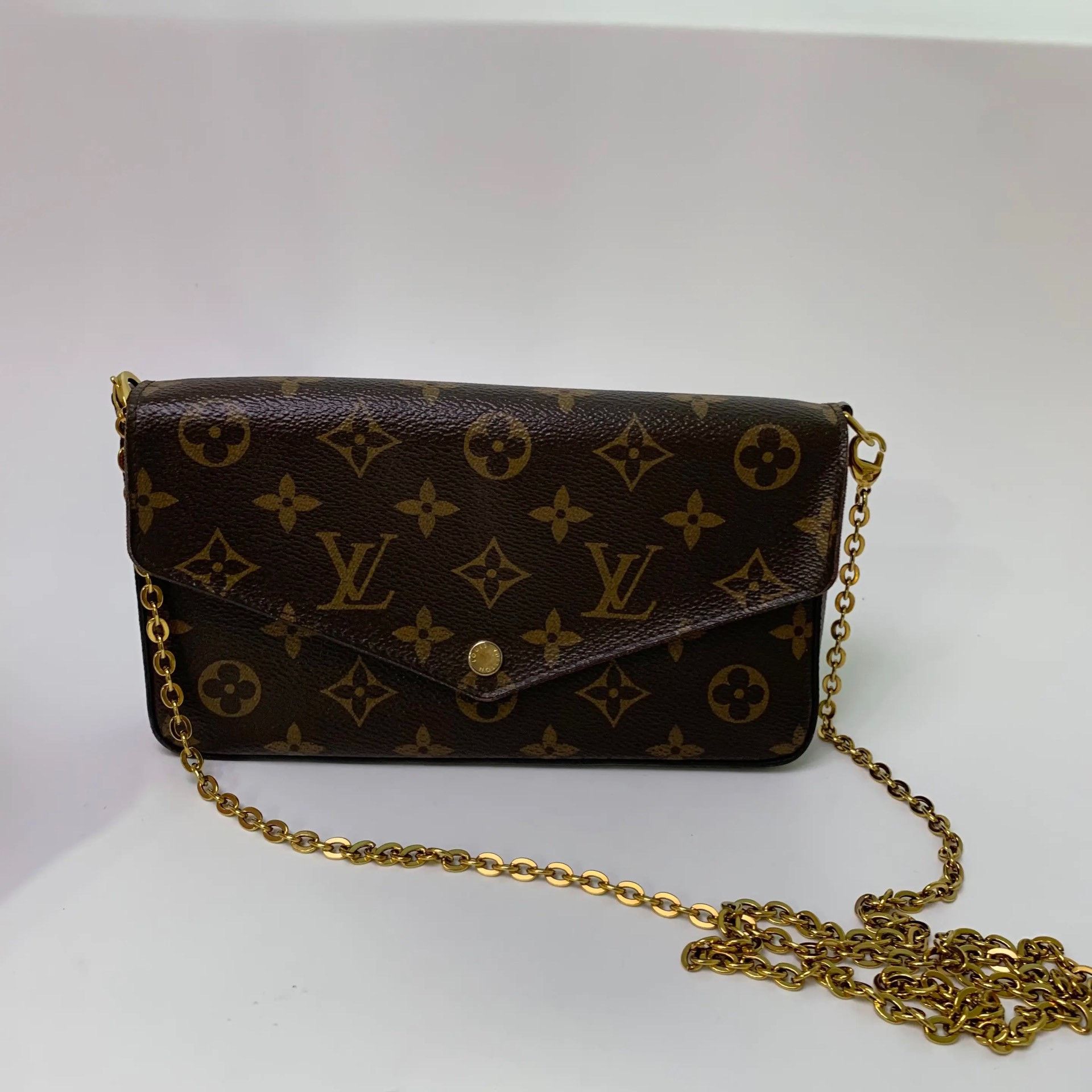 Louis Vuitton Pre-loved Bag Very good condition Size ONE SIZE - 4 Thumbnail