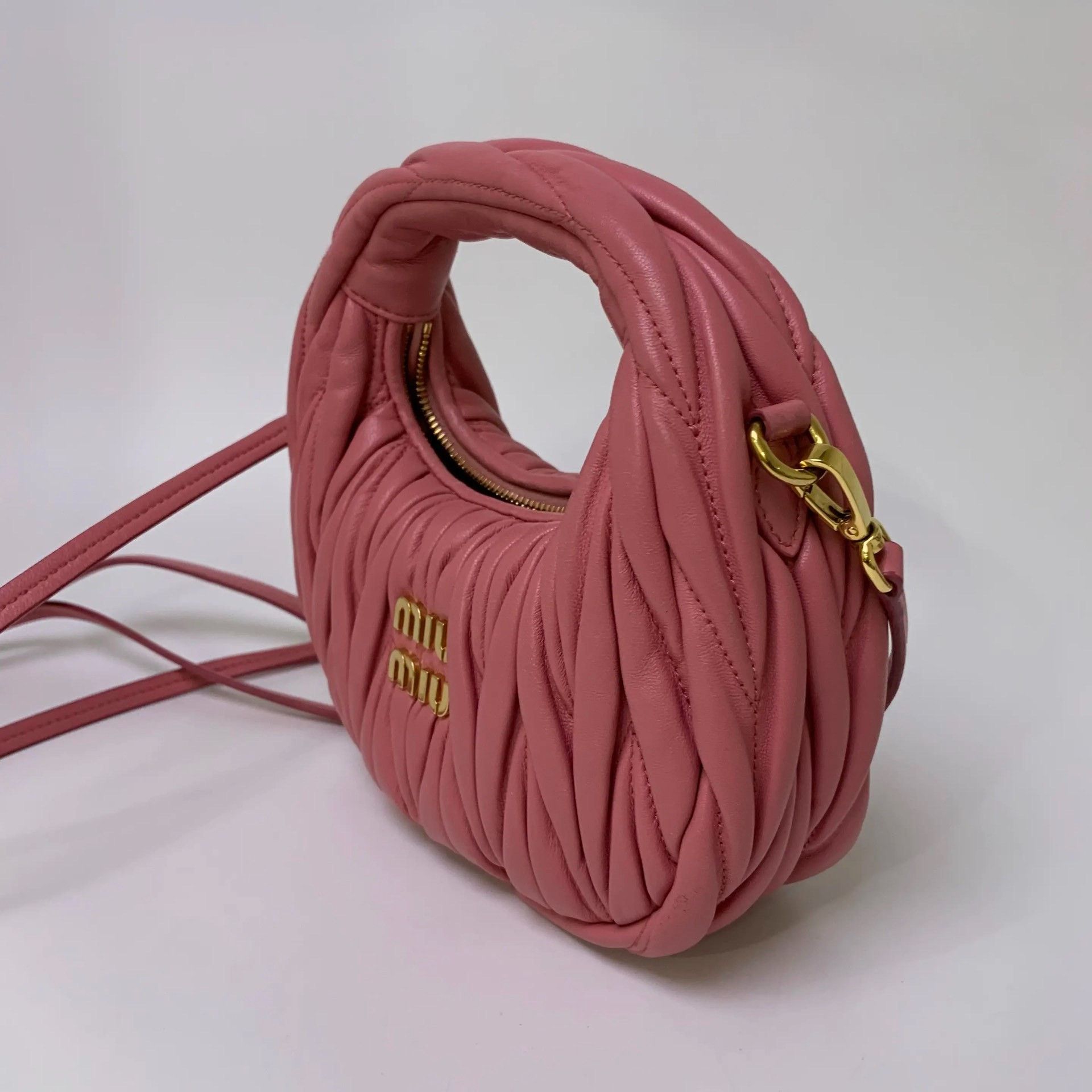 Miu Miu Pre-loved Bag Very good condition Size ONE SIZE - 5 Thumbnail