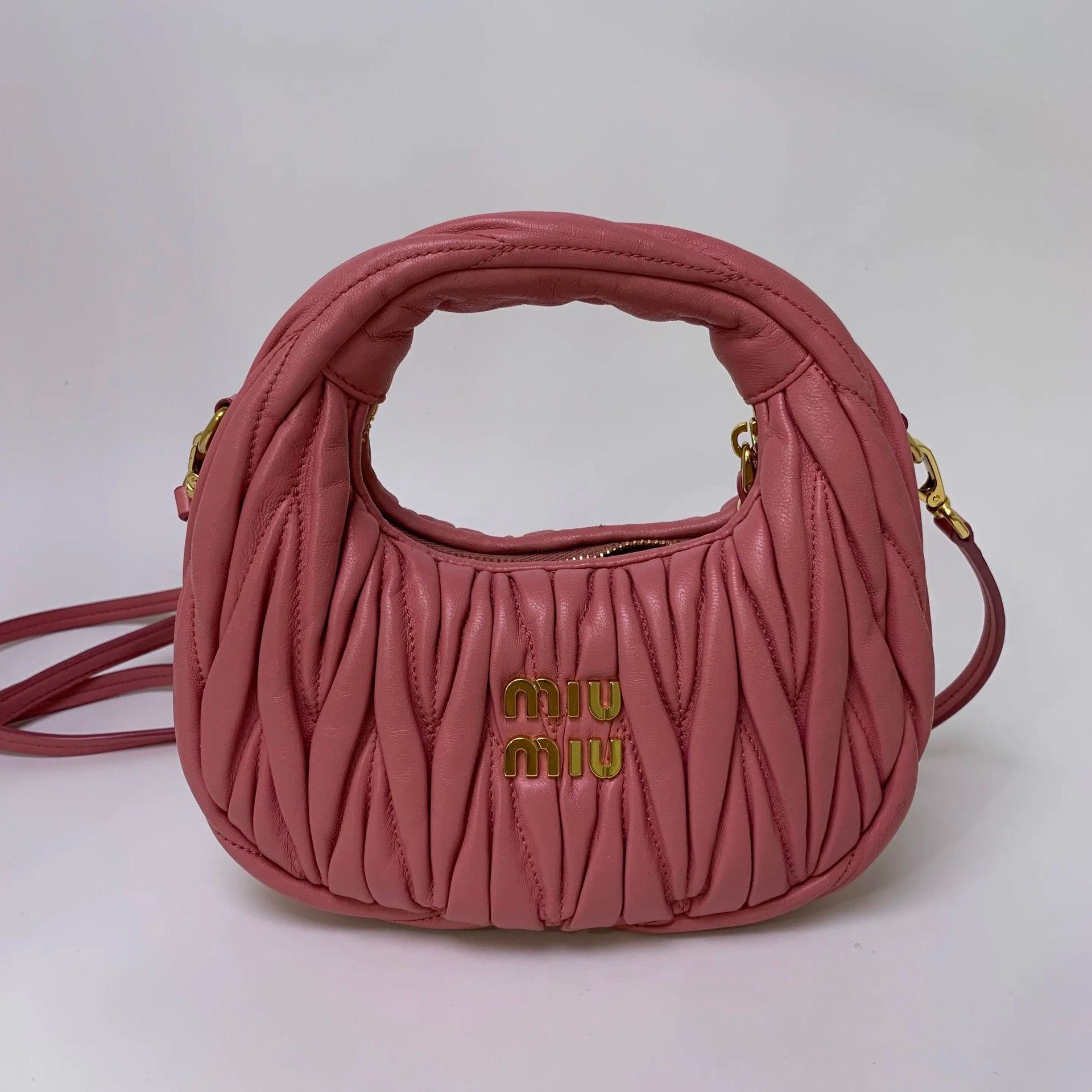 Miu Miu Pre-loved Bag Very good condition Size ONE SIZE - 2 Thumbnail