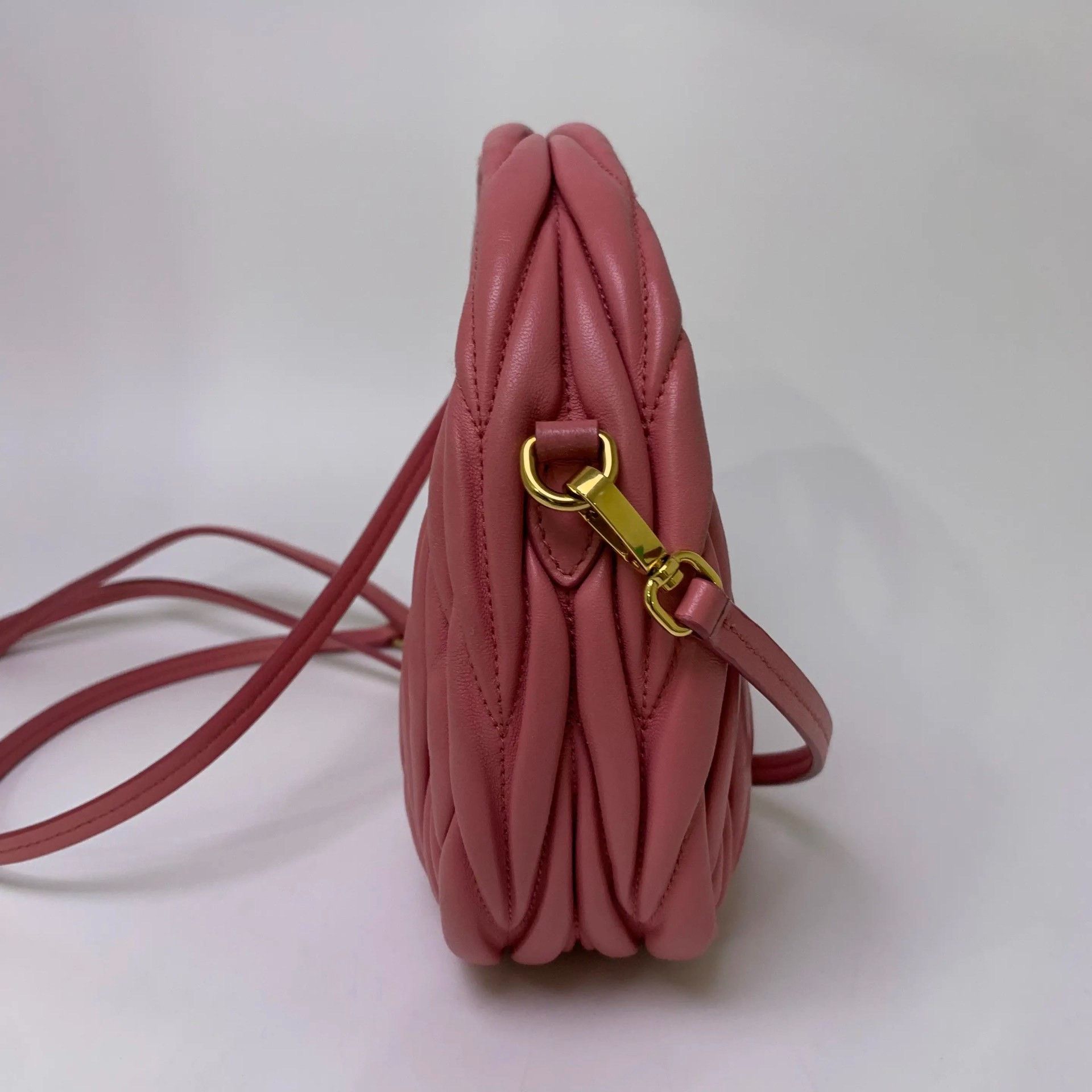 Miu Miu Pre-loved Bag Very good condition Size ONE SIZE - 4 Thumbnail