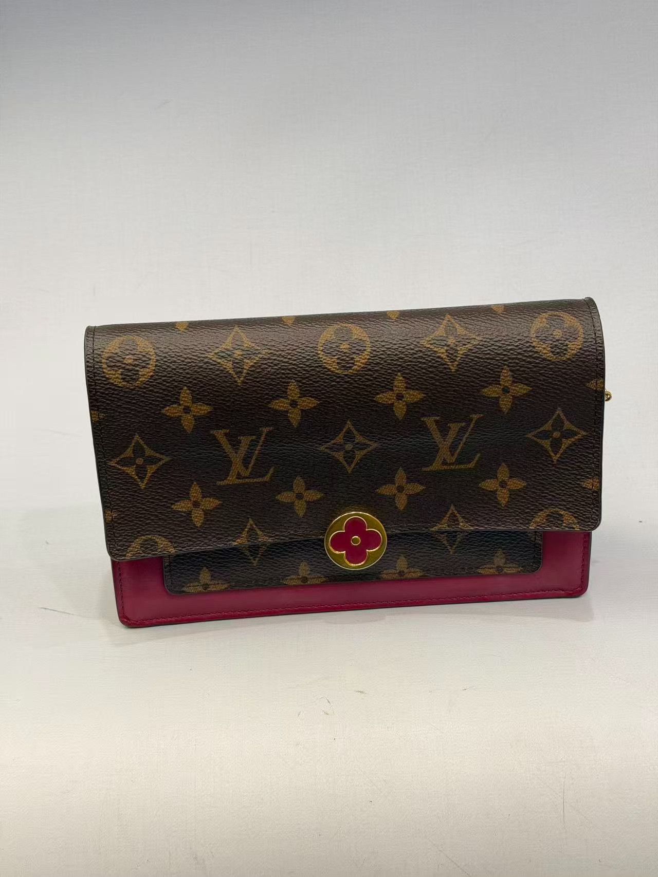 Louis Vuitton Pre-loved Bag Very good condition Size ONE SIZE - 3 Thumbnail