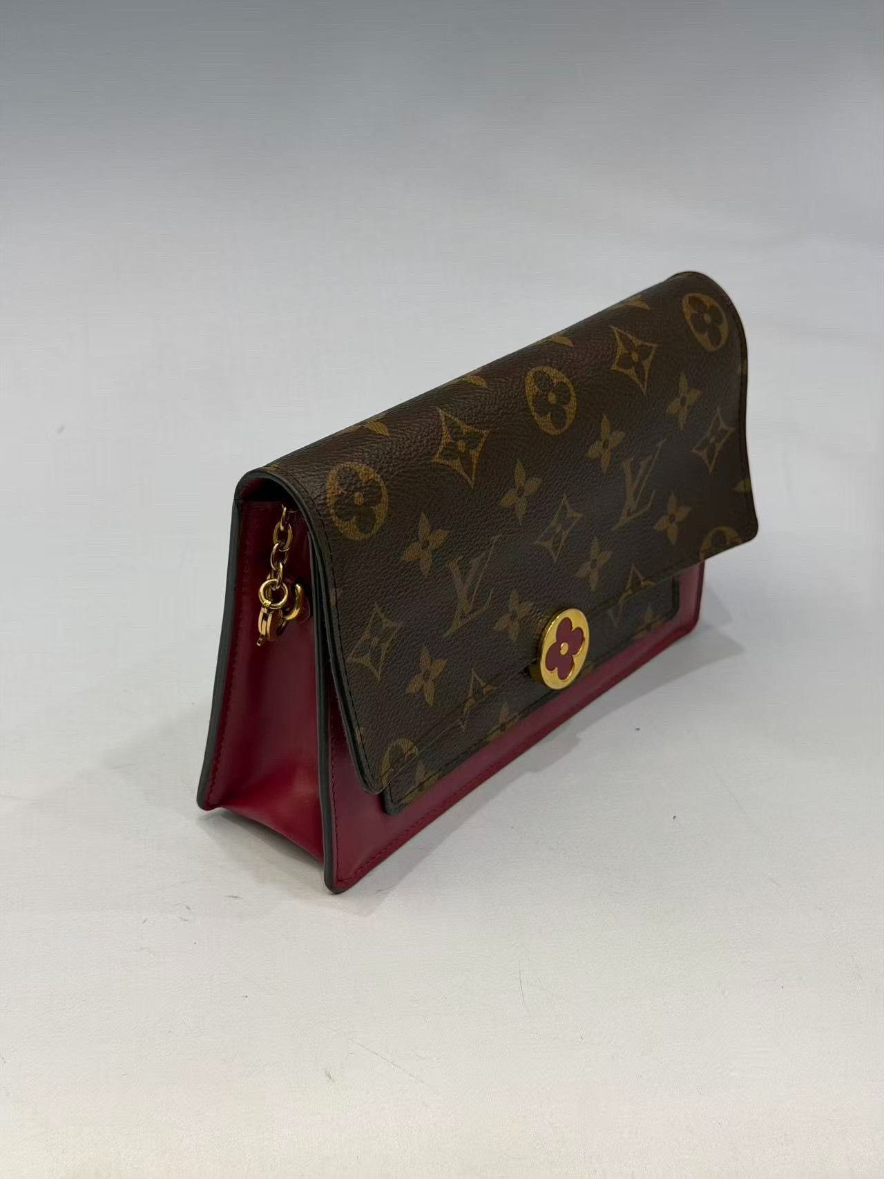 Louis Vuitton Pre-loved Bag Very good condition Size ONE SIZE - 5 Thumbnail