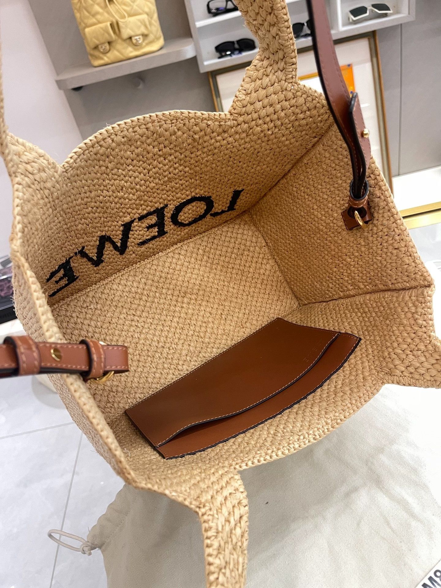 Loewe Pre-loved Bag Very good condition Size ONE SIZE - 7 Thumbnail