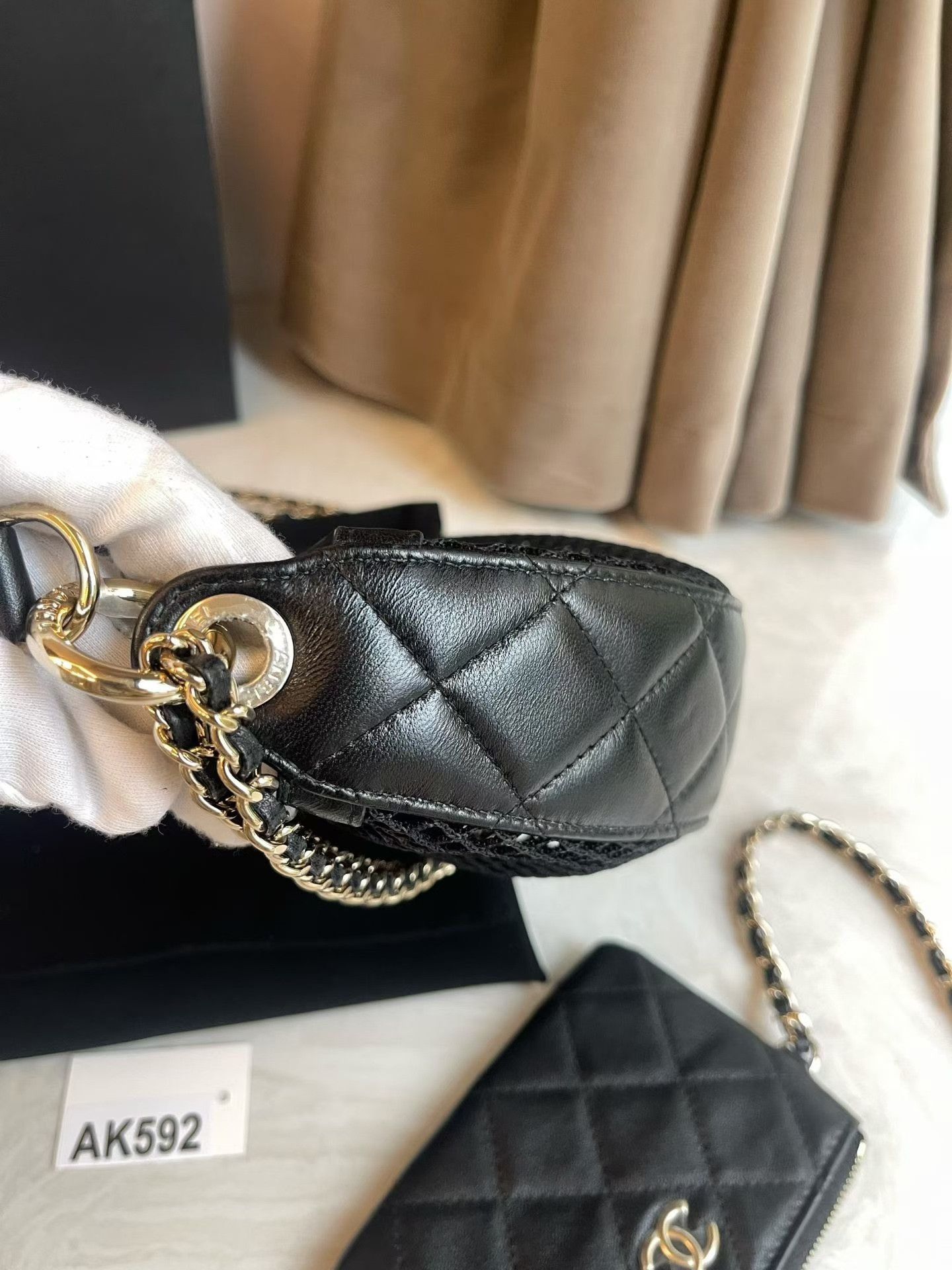 Chanel Pre-loved Bag Very good condition Size ONE SIZE - 5 Thumbnail