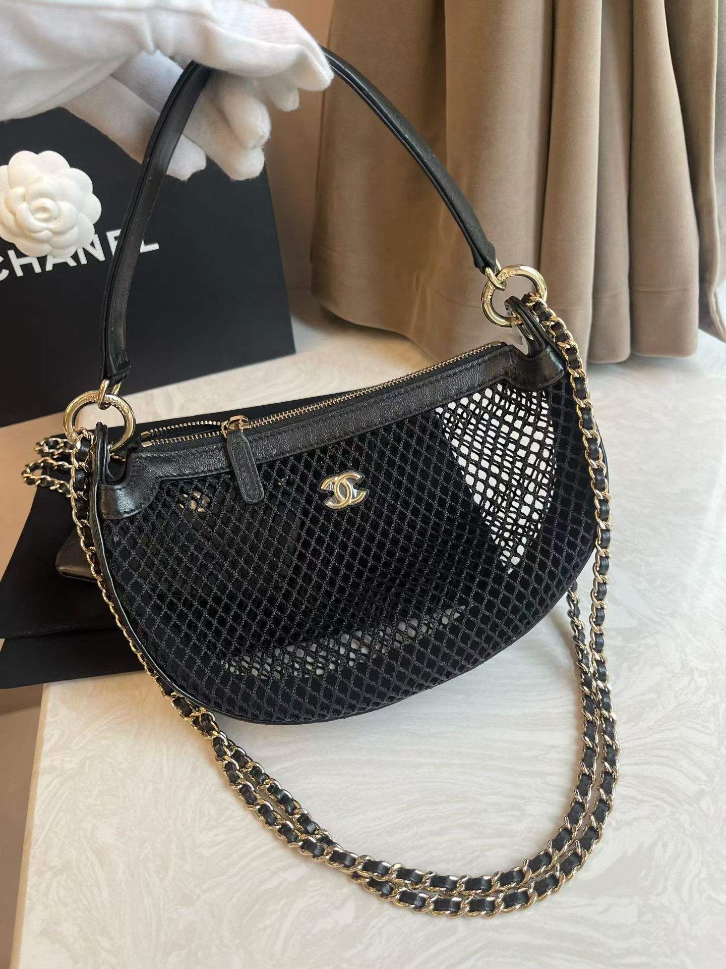 Chanel Pre-loved Bag Very good condition Size ONE SIZE - 2 Thumbnail