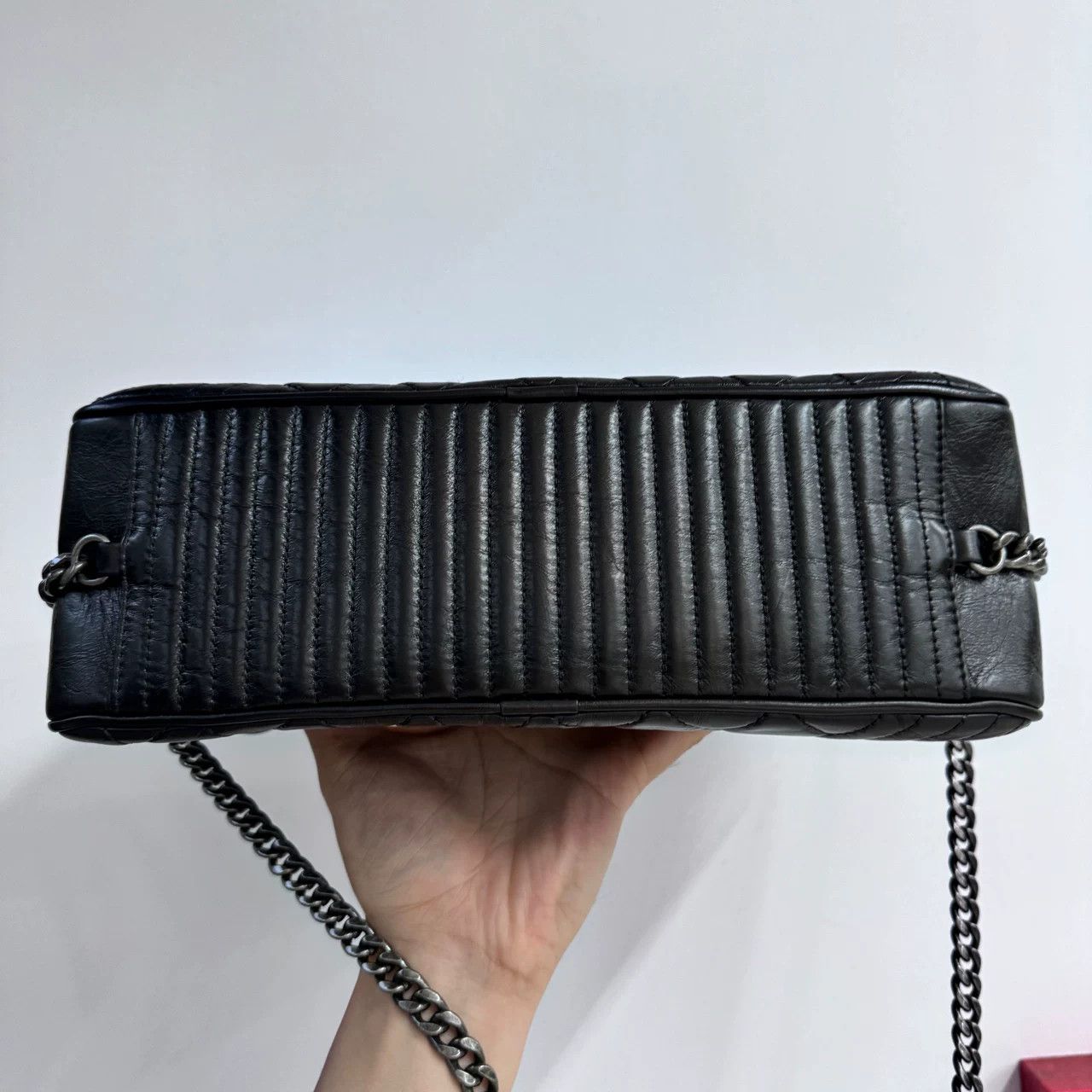 Chanel Pre-loved Bag Very good condition Size ONE SIZE - 3 Thumbnail