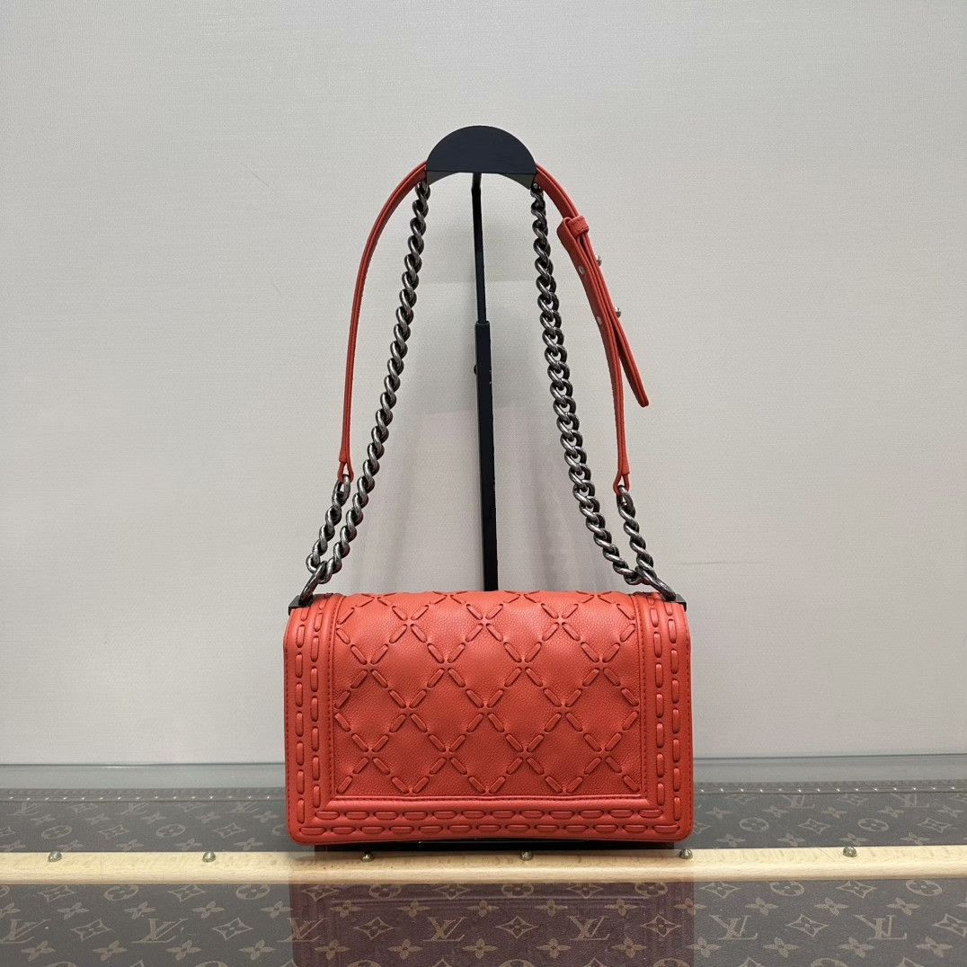 Chanel Pre-loved Bag Very good condition Size ONE SIZE - 2 Thumbnail
