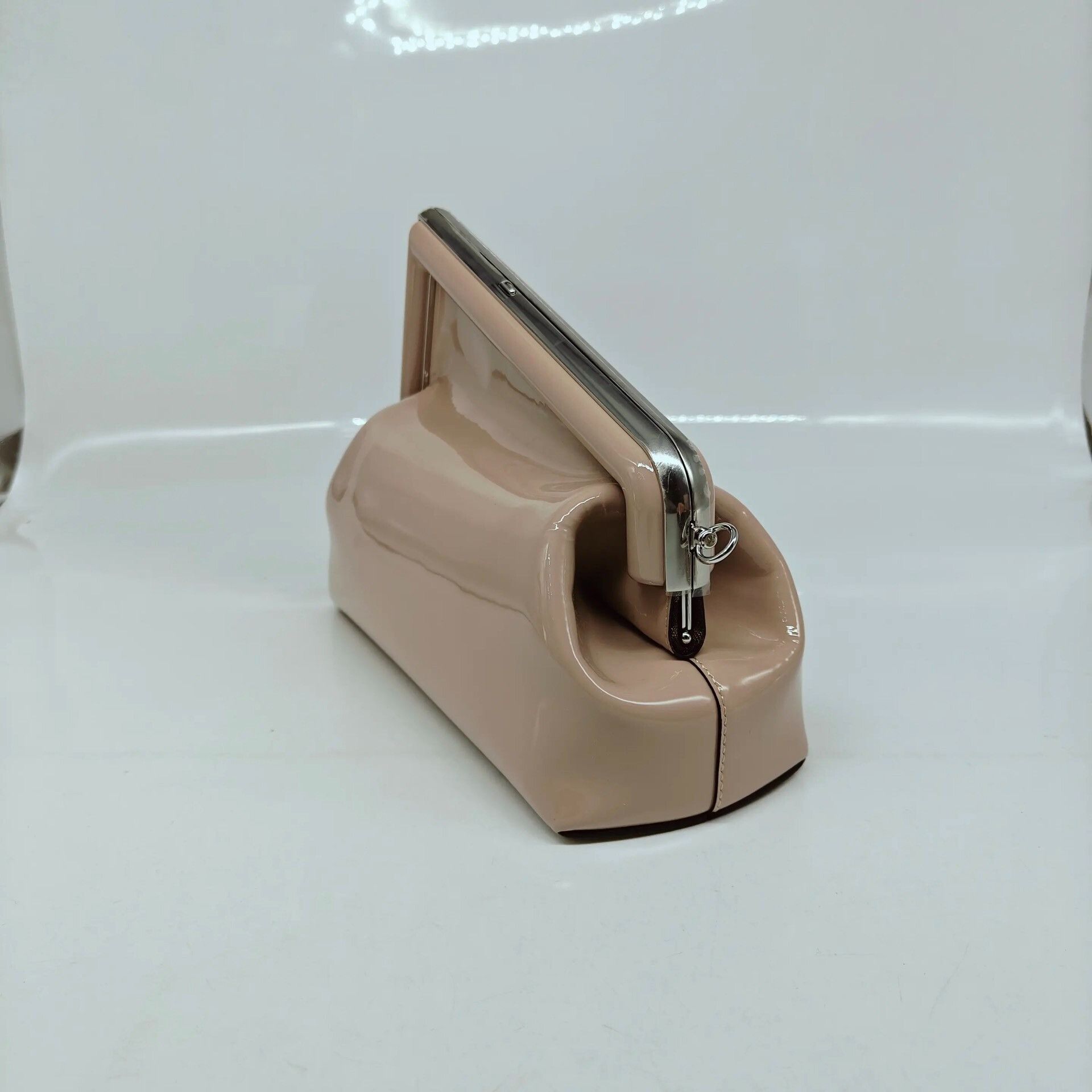 Fendi Pre-loved Bag Brand new condition Size ONE SIZE - 3 Thumbnail