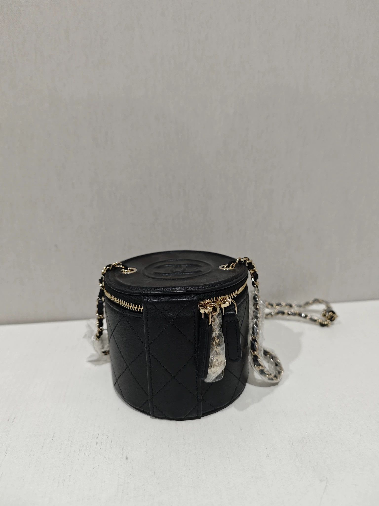 Chanel Pre-loved Bag Very good condition Size ONE SIZE - 2 Thumbnail