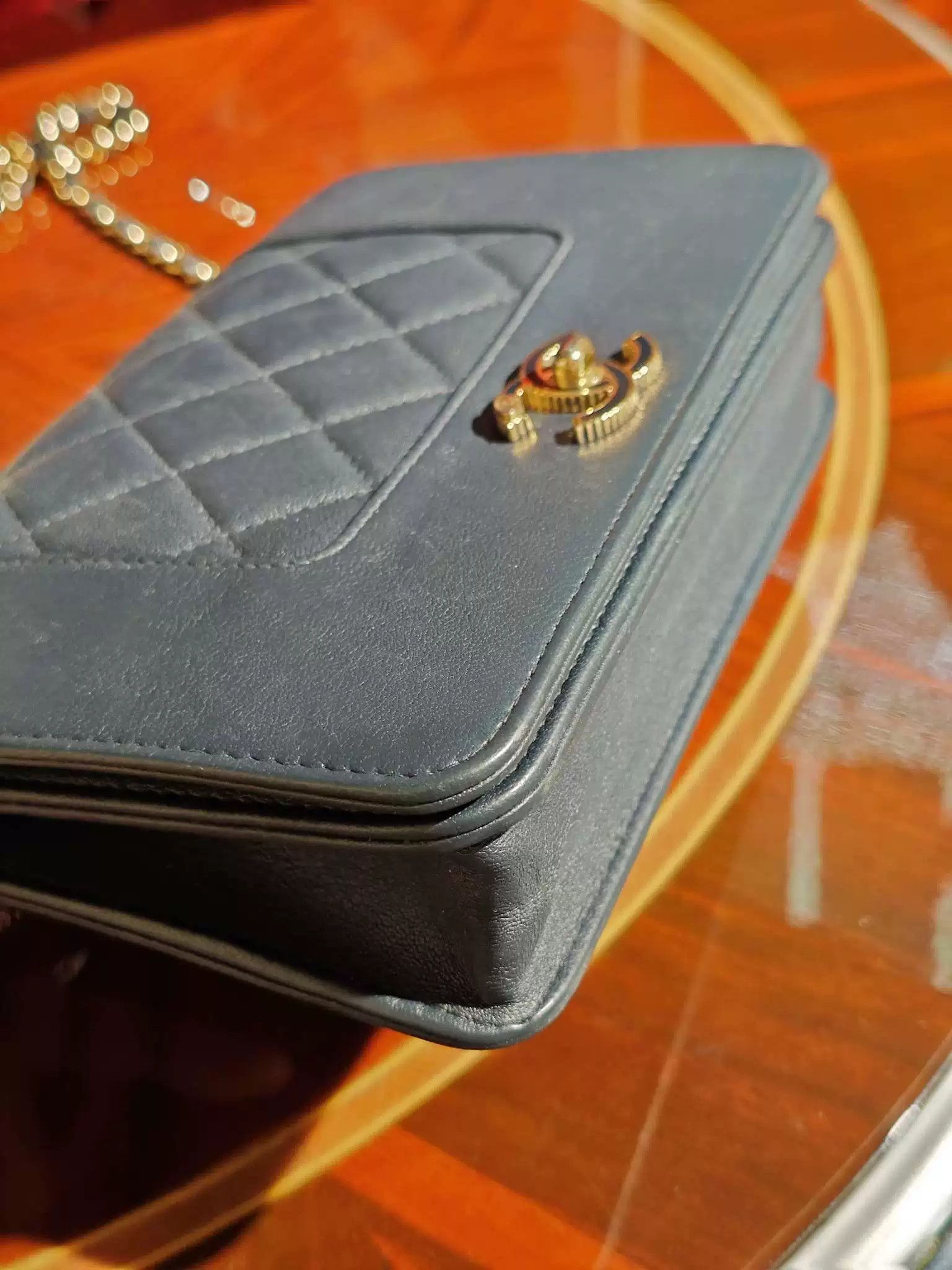 Chanel Pre-loved Bag Very good condition Size ONE SIZE - 5 Thumbnail