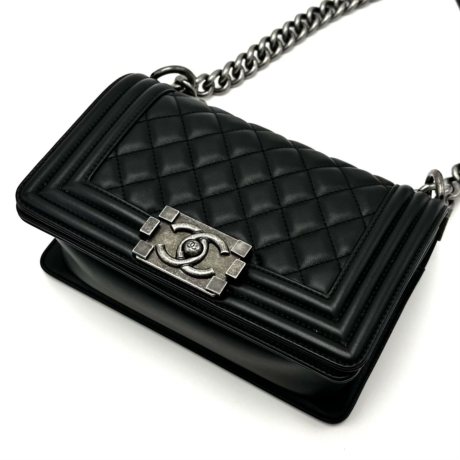 Chanel Pre-loved Bag Very good condition Size ONE SIZE - 4 Thumbnail