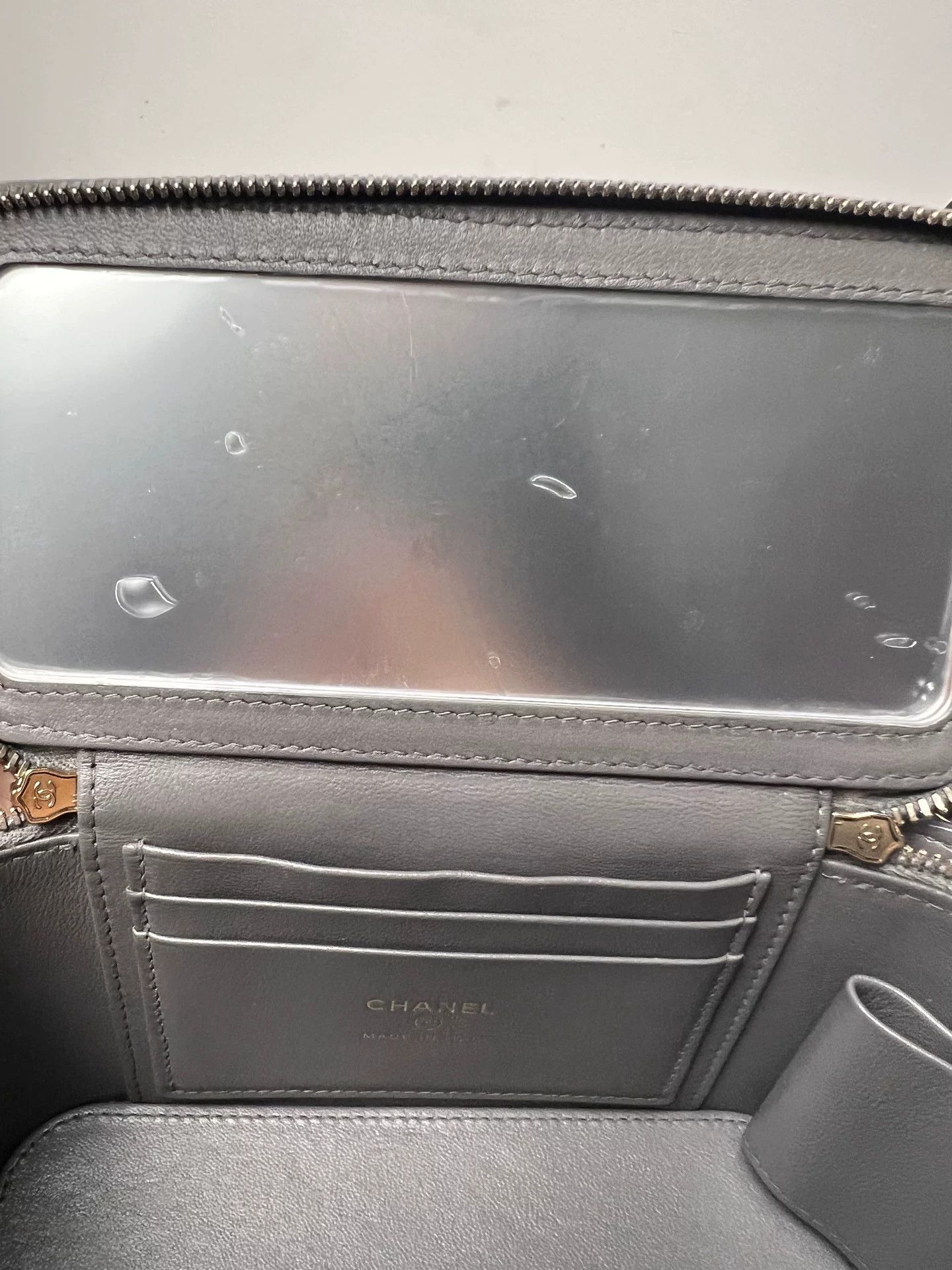 Chanel Pre-loved Bag Very good condition Size ONE SIZE - 9 Thumbnail
