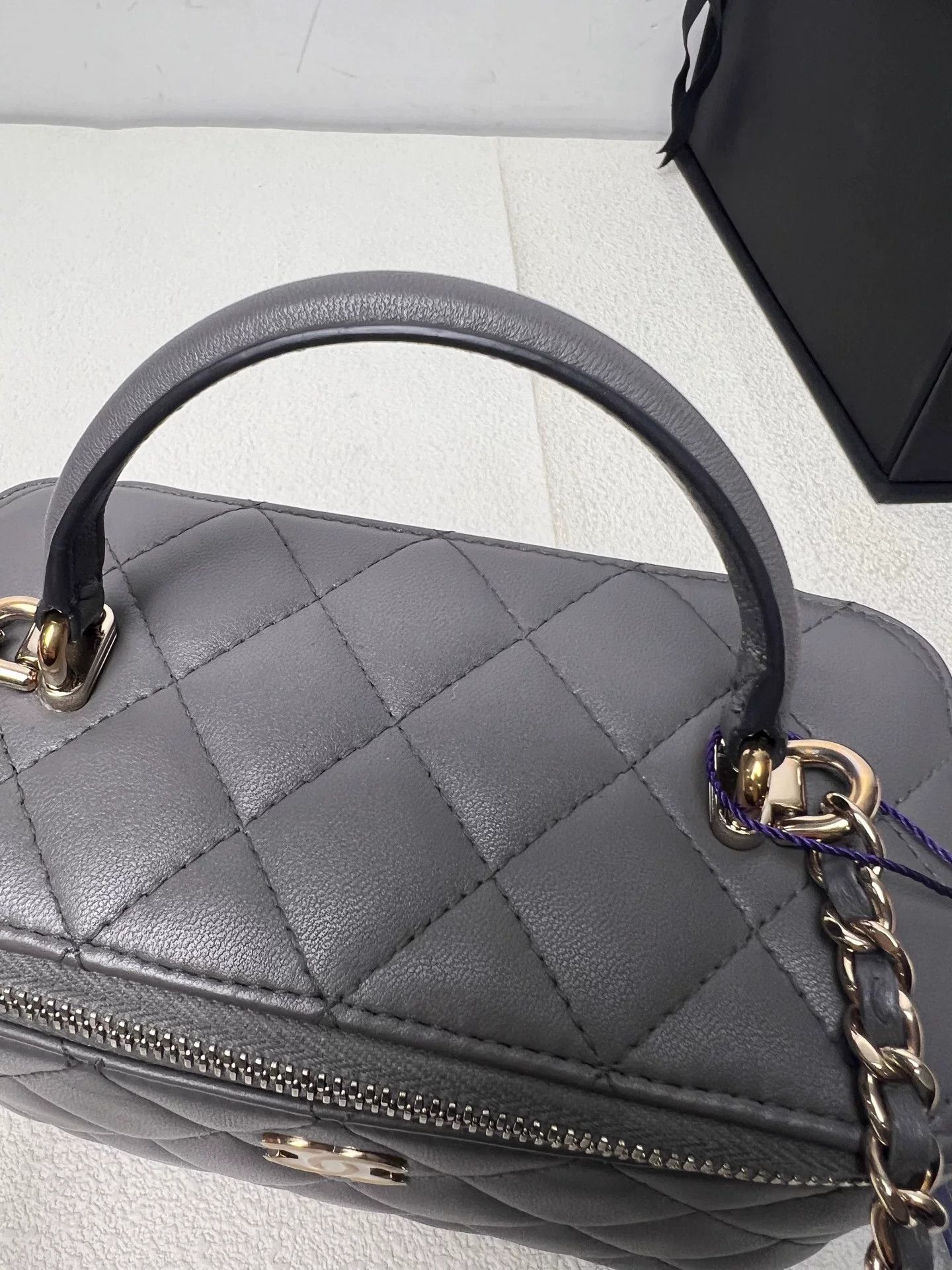 Chanel Pre-loved Bag Very good condition Size ONE SIZE - 8 Thumbnail
