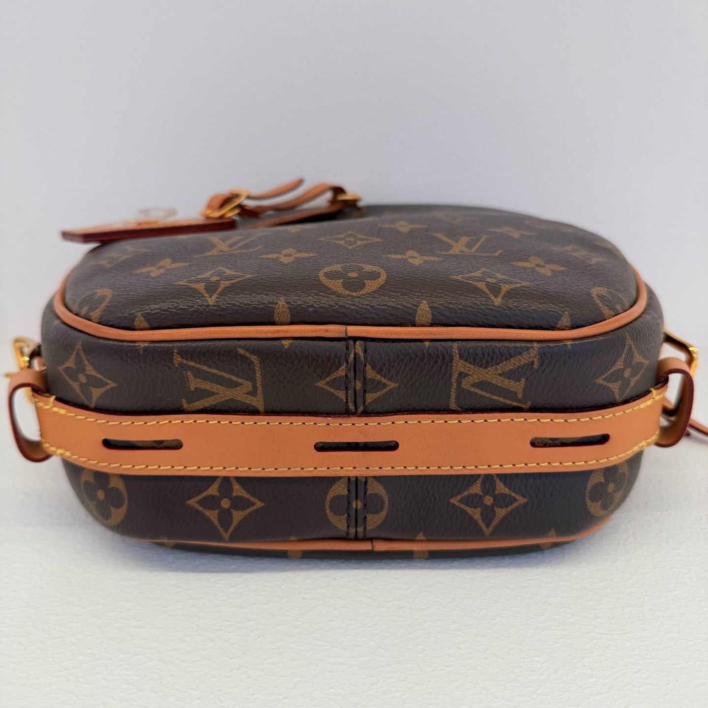 Louis Vuitton Pre-loved Bag Very good condition Size ONE SIZE - 6 Thumbnail