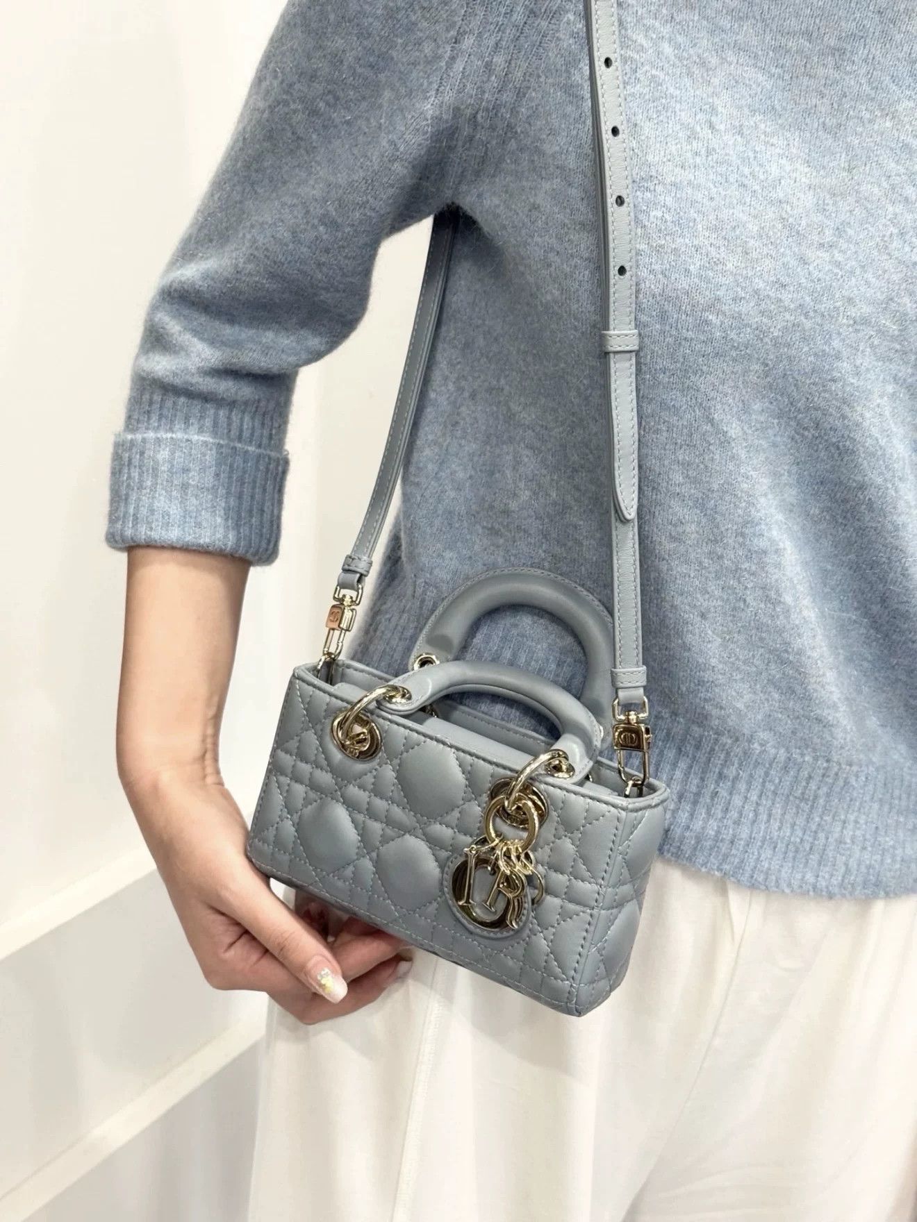 Dior Pre-loved Bag Very good condition Size ONE SIZE - 6 Thumbnail