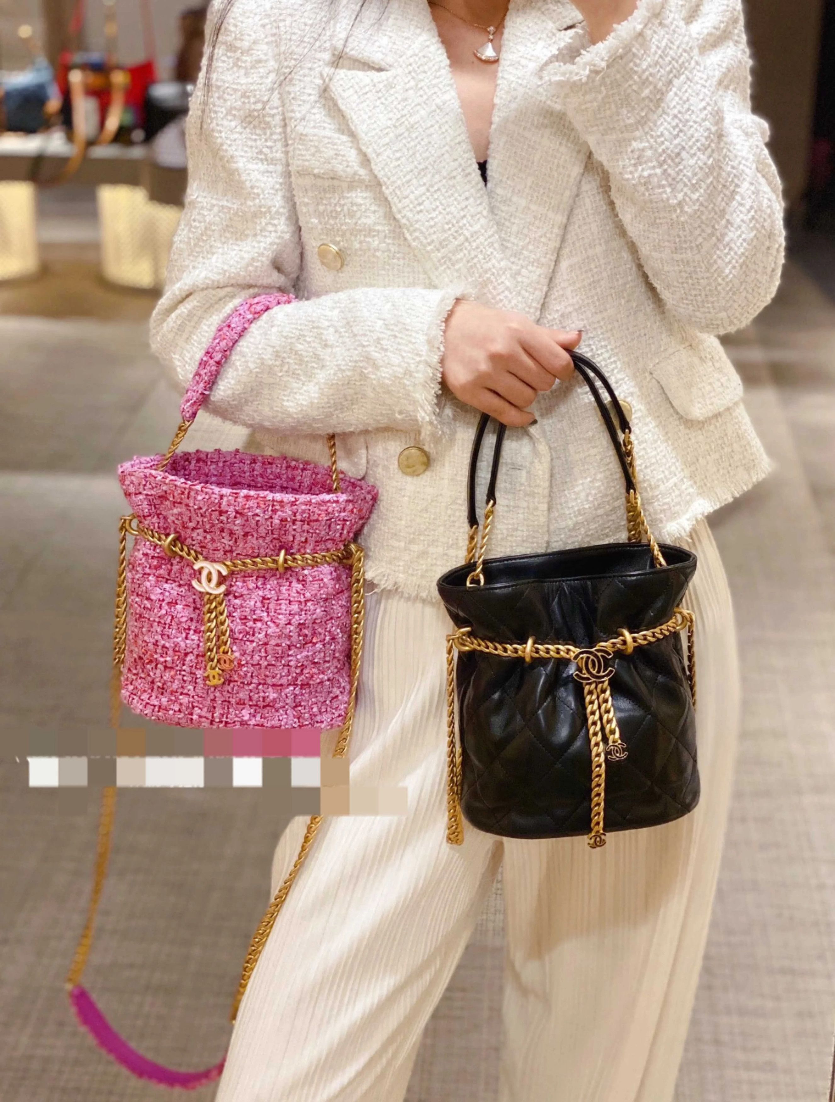 Chanel Pre-loved Bag Very good condition Size ONE SIZE - 5 Thumbnail