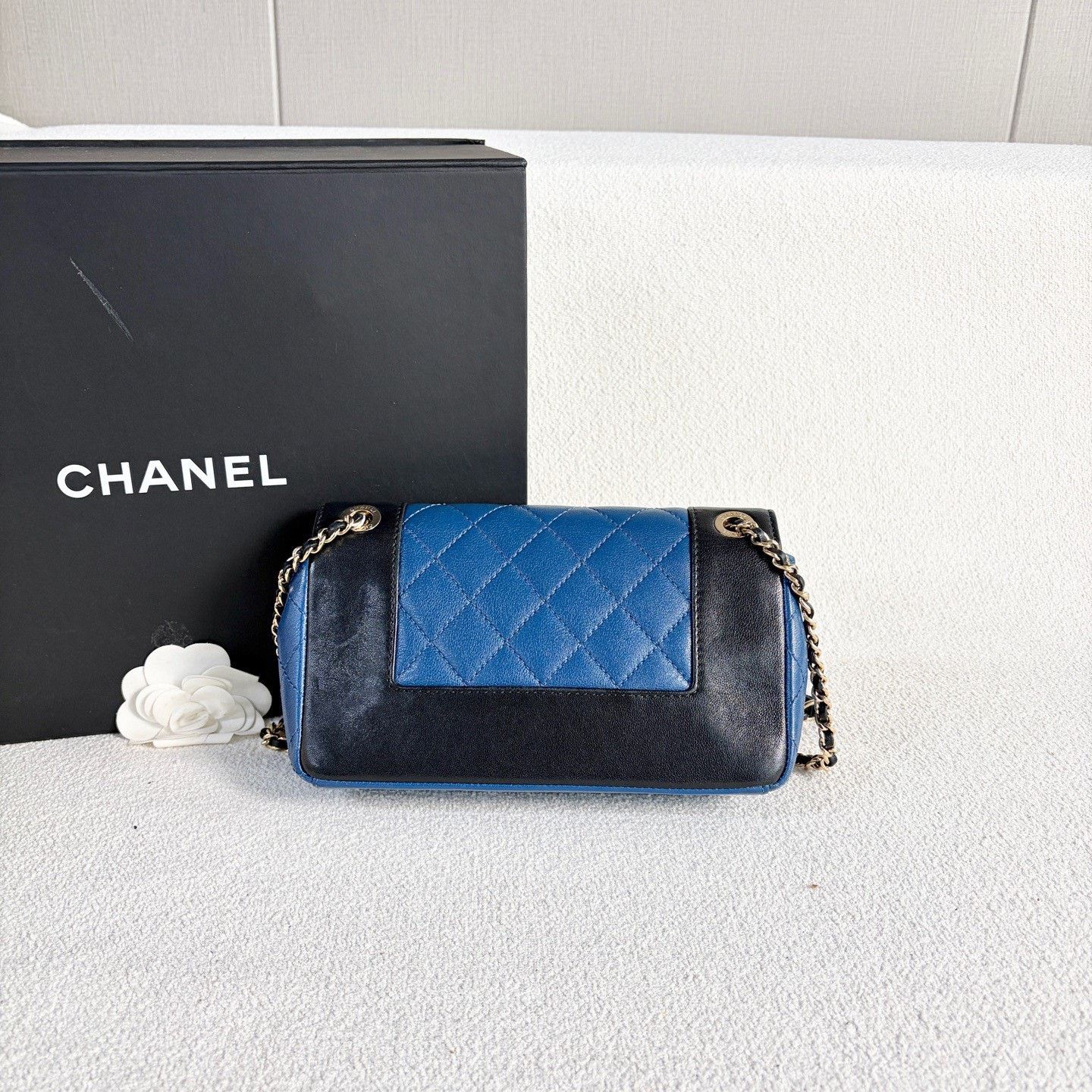 Chanel Pre-loved Bag Very good condition Size ONE SIZE - 3 Thumbnail