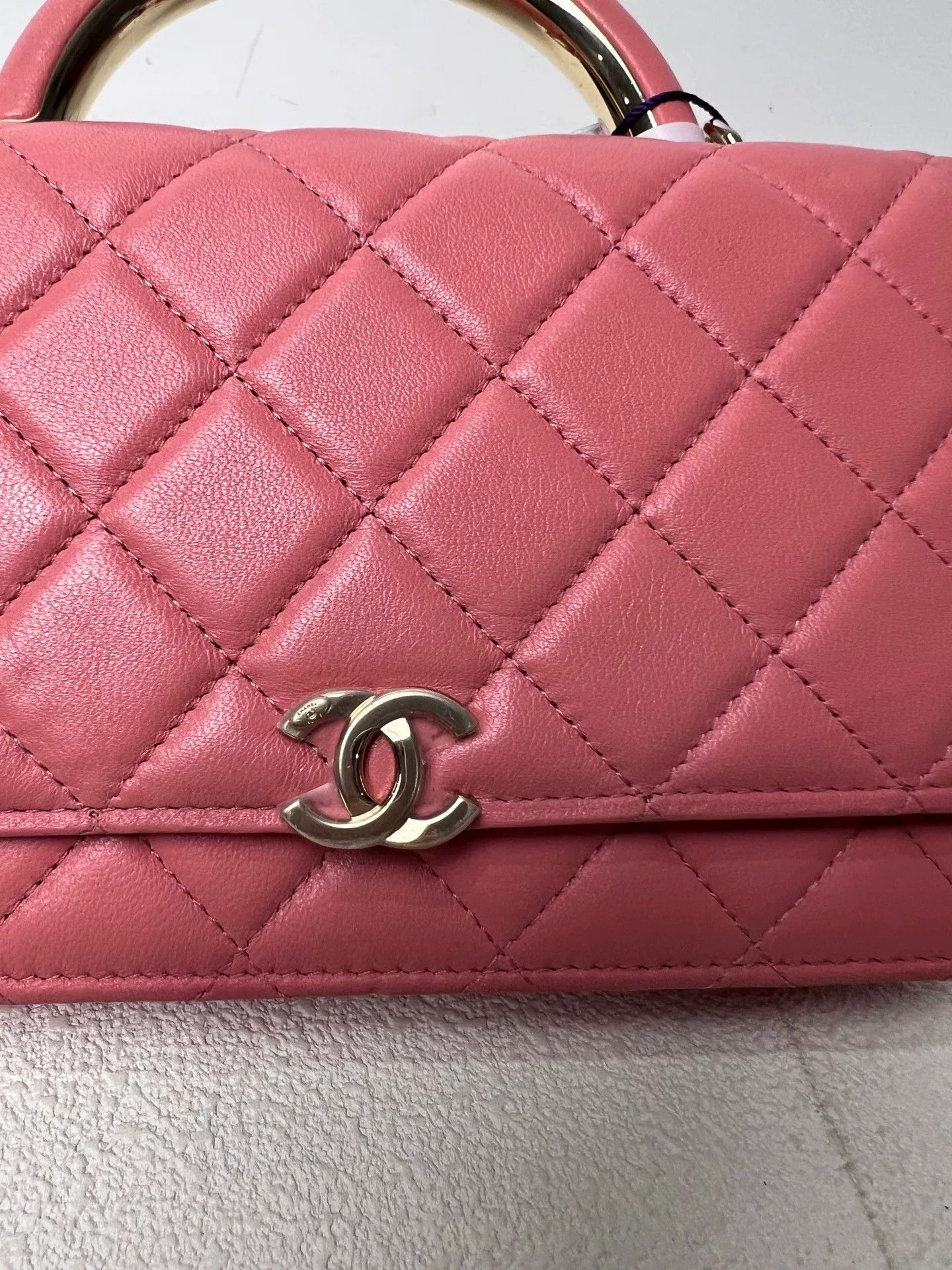 Chanel Pre-loved Bag Very good condition Size ONE SIZE - 6 Thumbnail