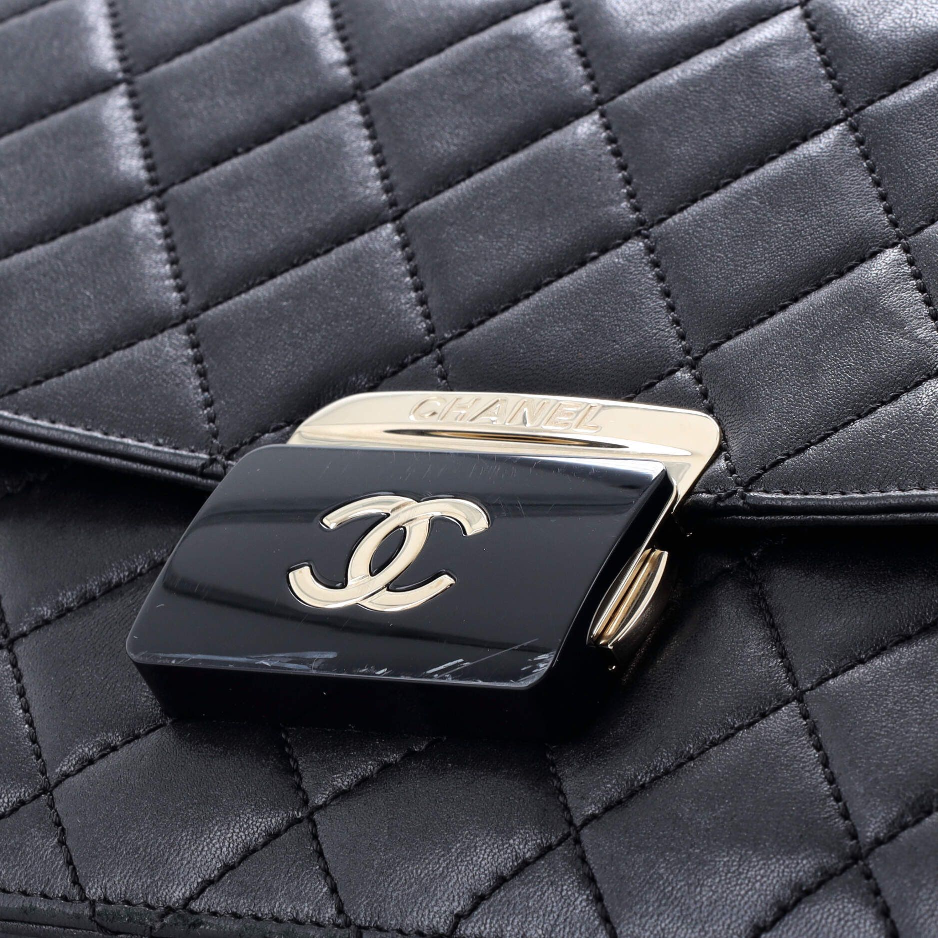 Chanel Beauty Lock Flap Bag Size ONE SIZE - 6 Thumbnail
