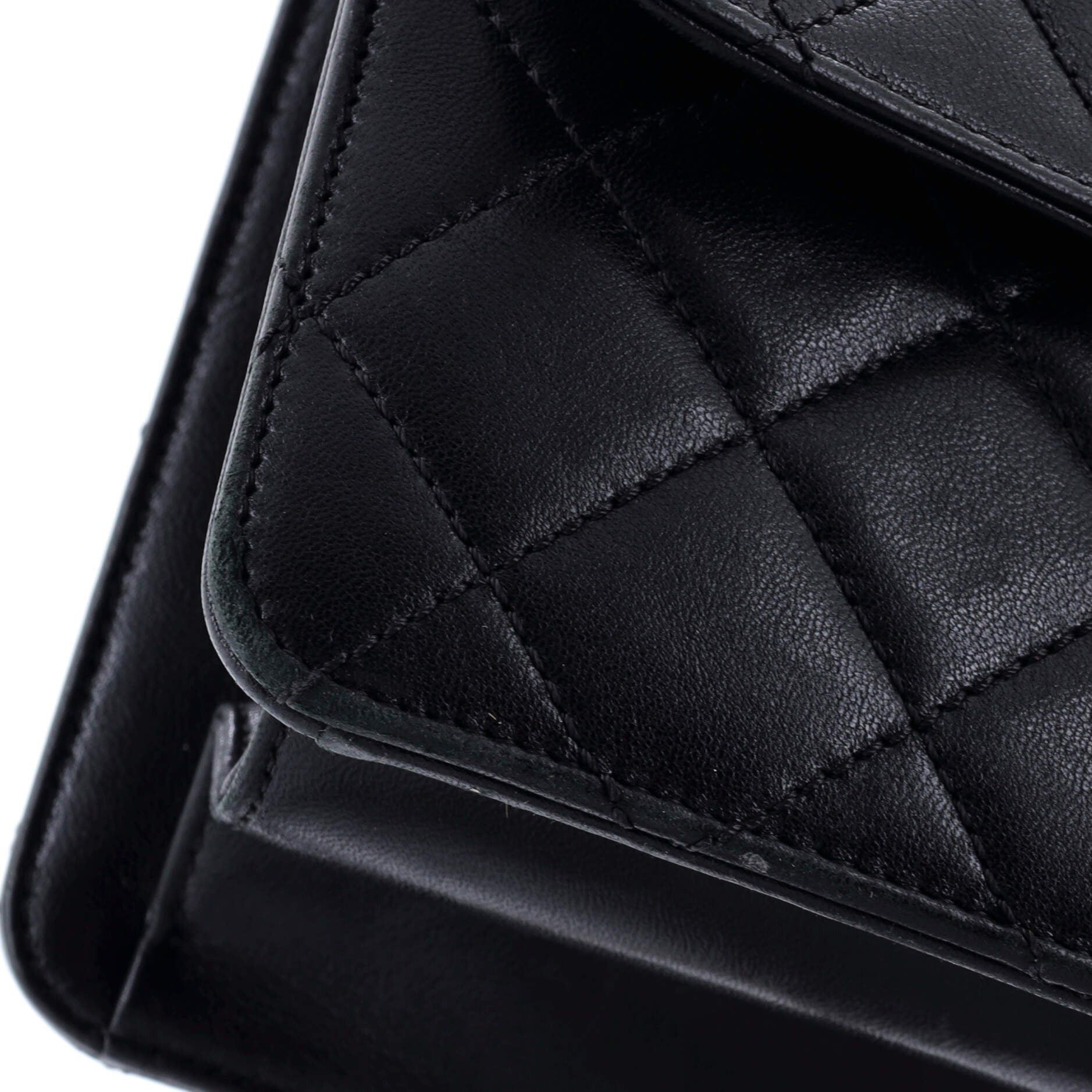 Chanel Beauty Lock Flap Bag Size ONE SIZE - 8 Thumbnail