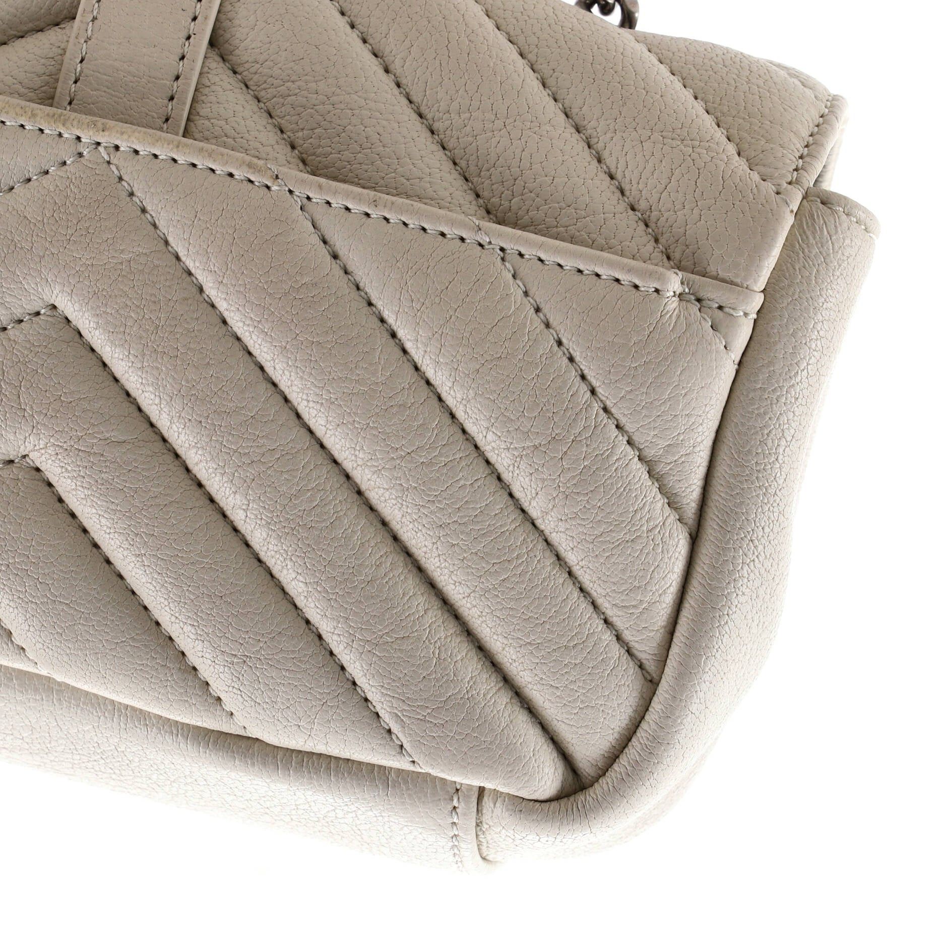 Saint Laurent Paris Classic Monogram Crossbody Bag Size ONE SIZE - 7 Thumbnail
