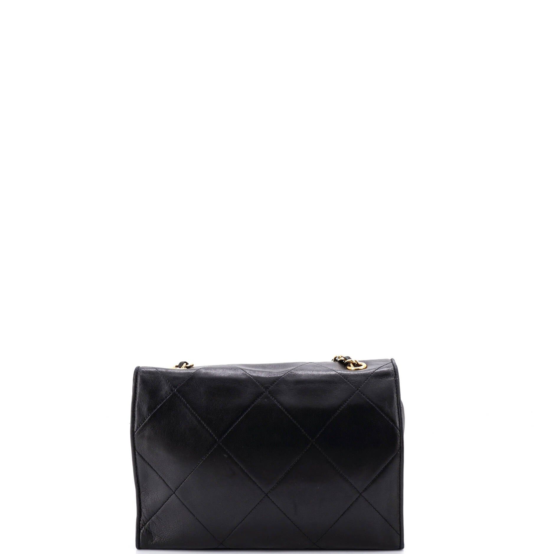 Chanel Vintage Classic Single Flap Bag Size ONE SIZE - 4 Thumbnail