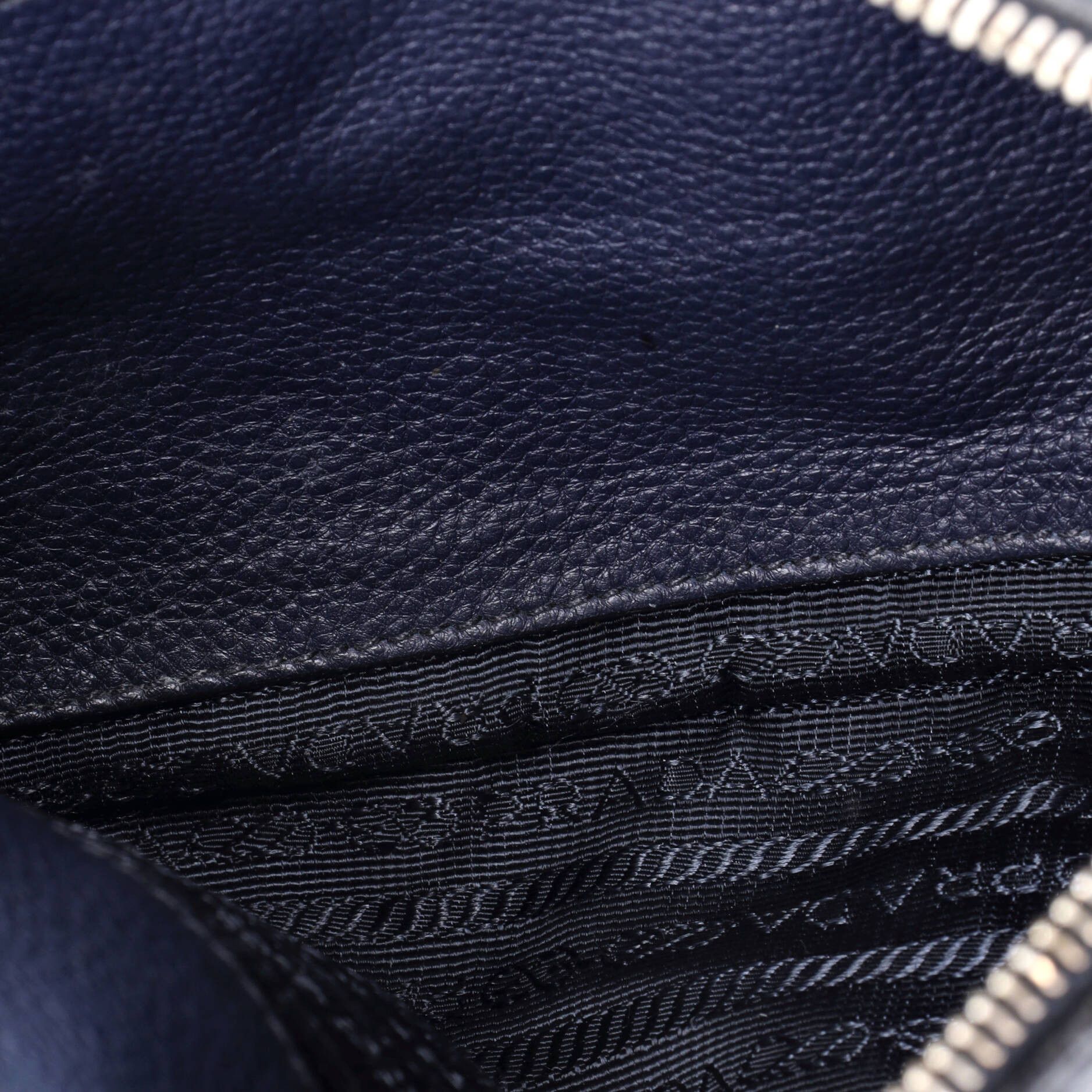 Prada Flat Zip Crossbody Bag Size ONE SIZE - 5 Thumbnail