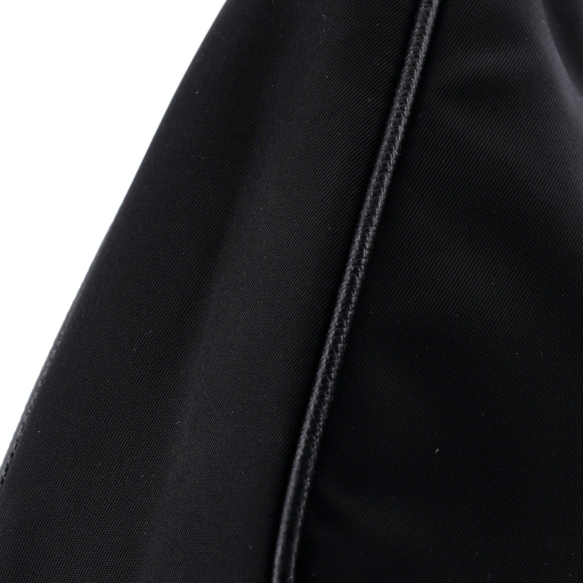 Prada Re-Edition 2005 Shoulder Bag Size ONE SIZE - 6 Thumbnail