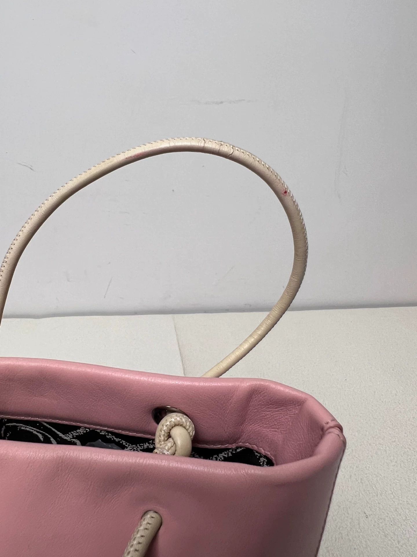 Chanel Pre-loved Bag Very good condition Size ONE SIZE - 9 Thumbnail