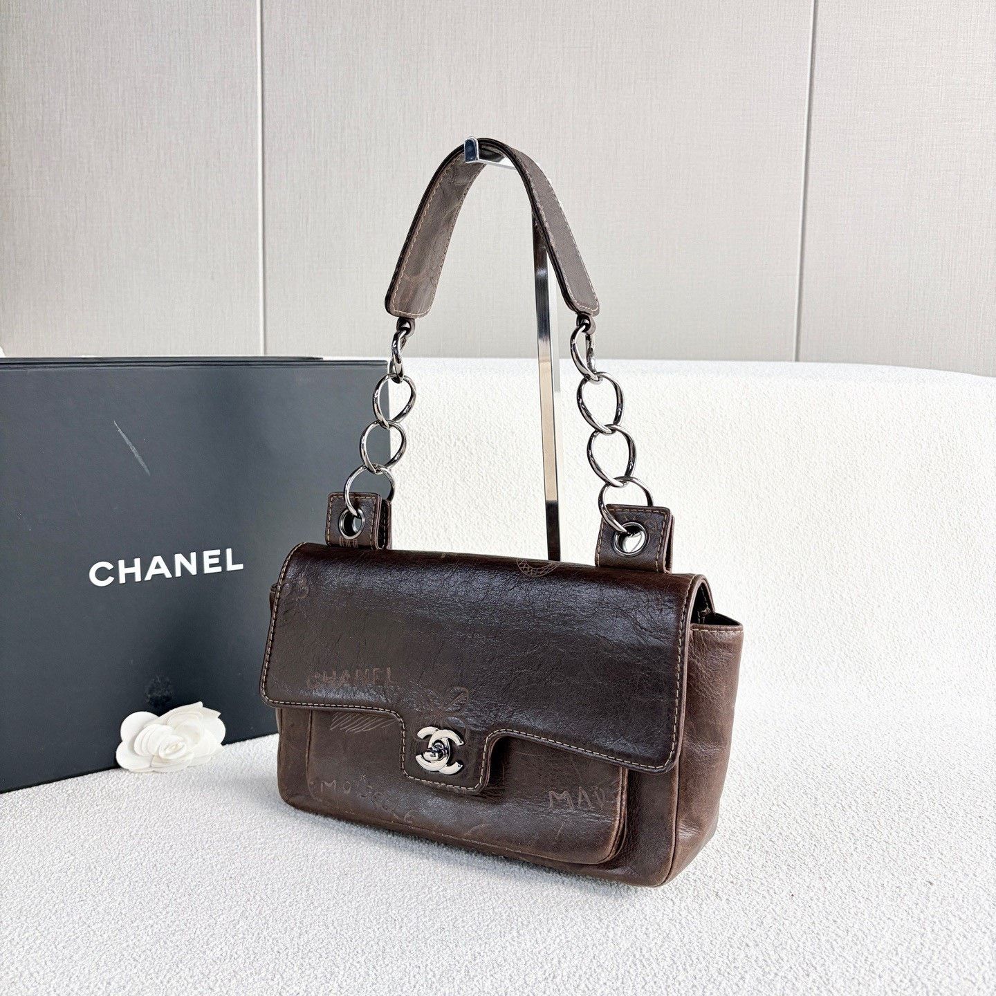 Chanel Pre-loved Bag Very good condition Size ONE SIZE - 4 Thumbnail
