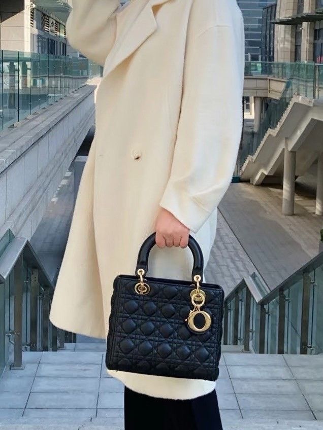 Dior Pre-loved Bag Very good condition Size ONE SIZE - 8 Thumbnail