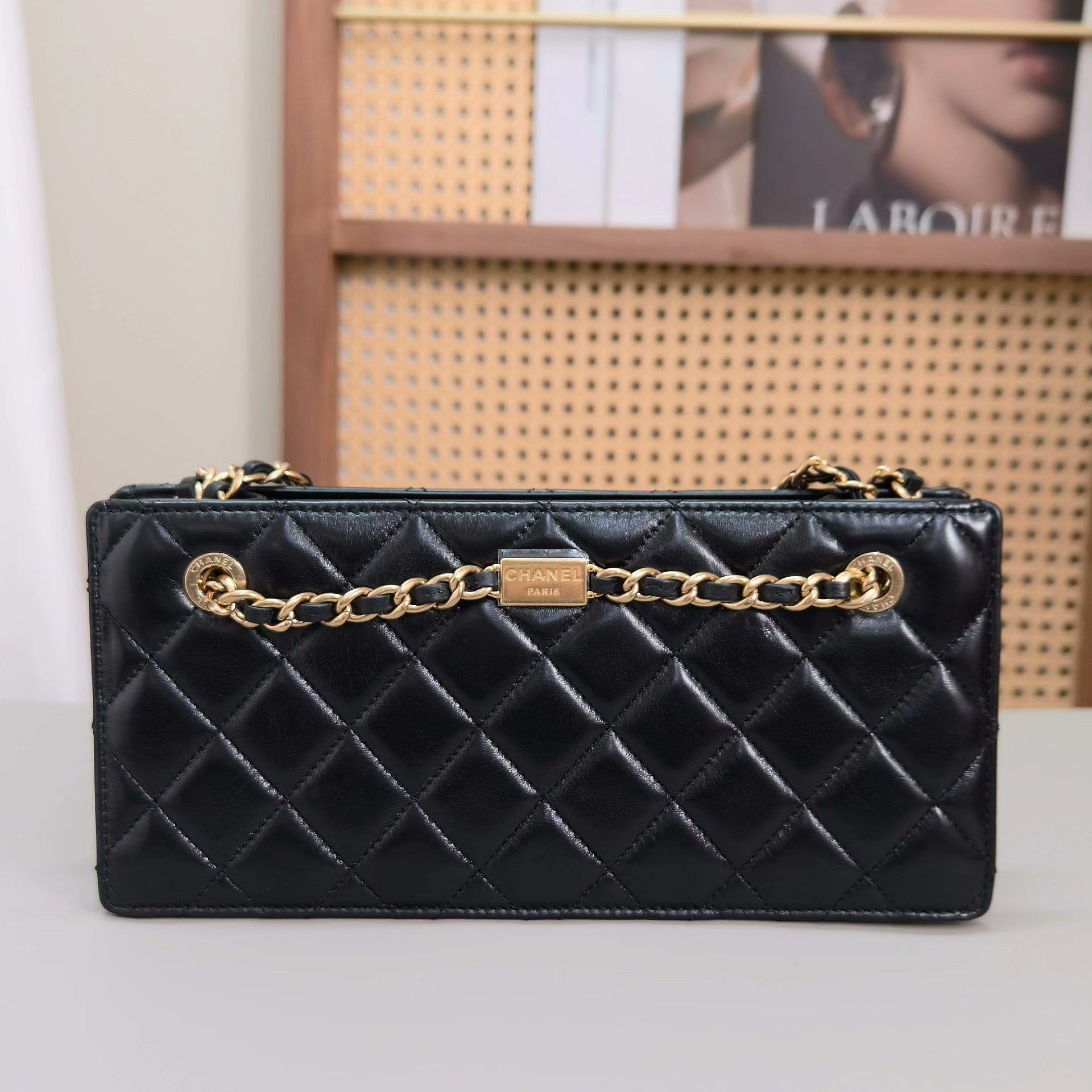Chanel Pre-loved Bag Very good condition Size ONE SIZE - 2 Thumbnail
