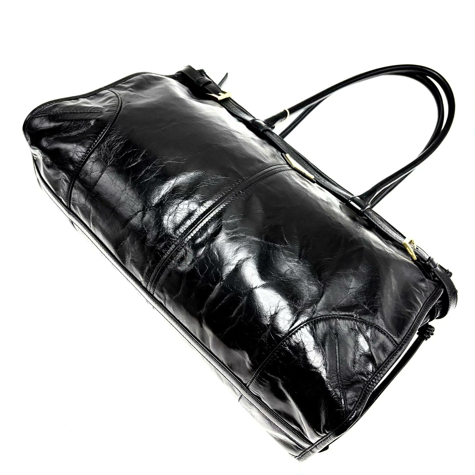 Prada Pre-loved Bag Very good condition Size ONE SIZE - 4 Thumbnail