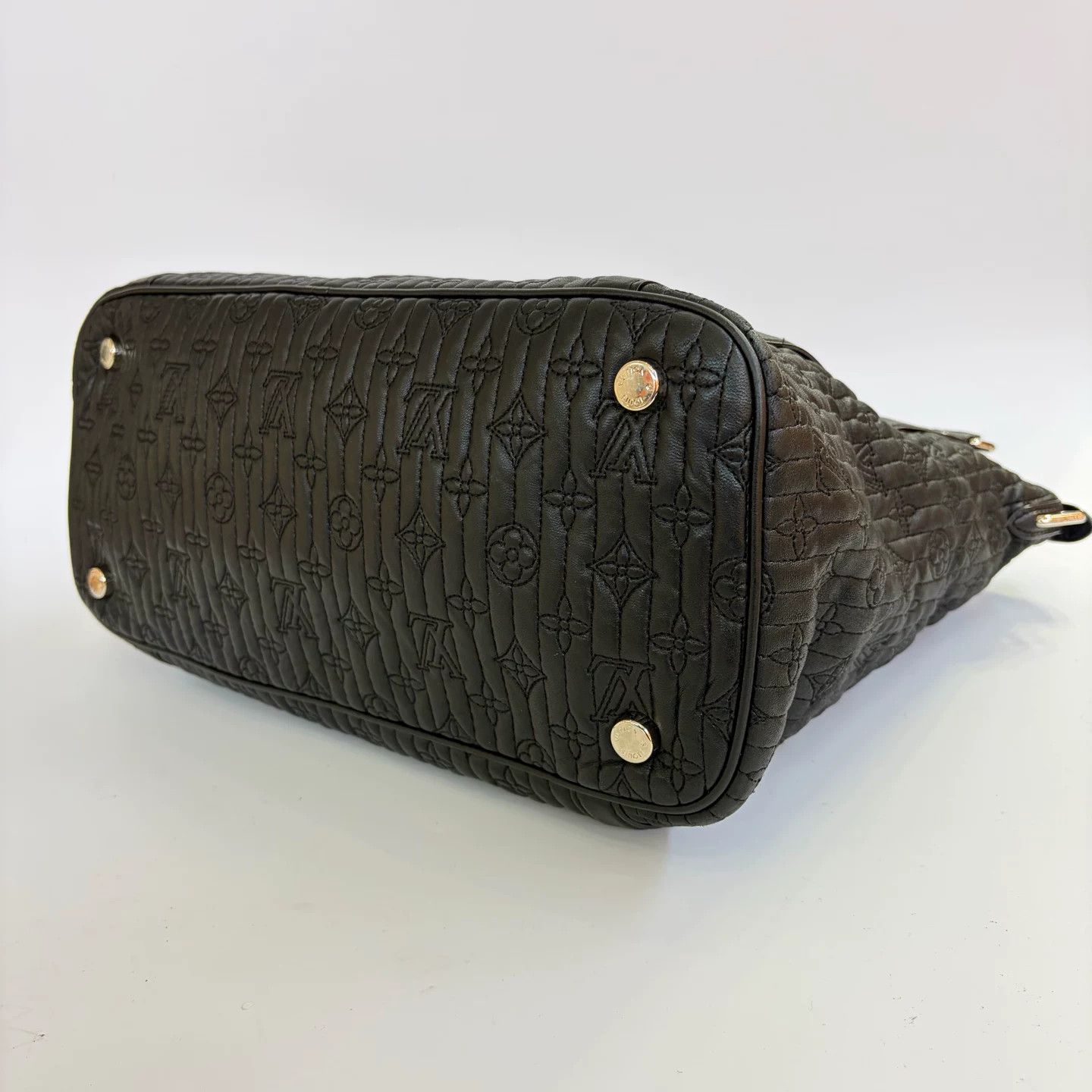 Louis Vuitton Pre-loved Bag Very good condition Size ONE SIZE - 6 Thumbnail