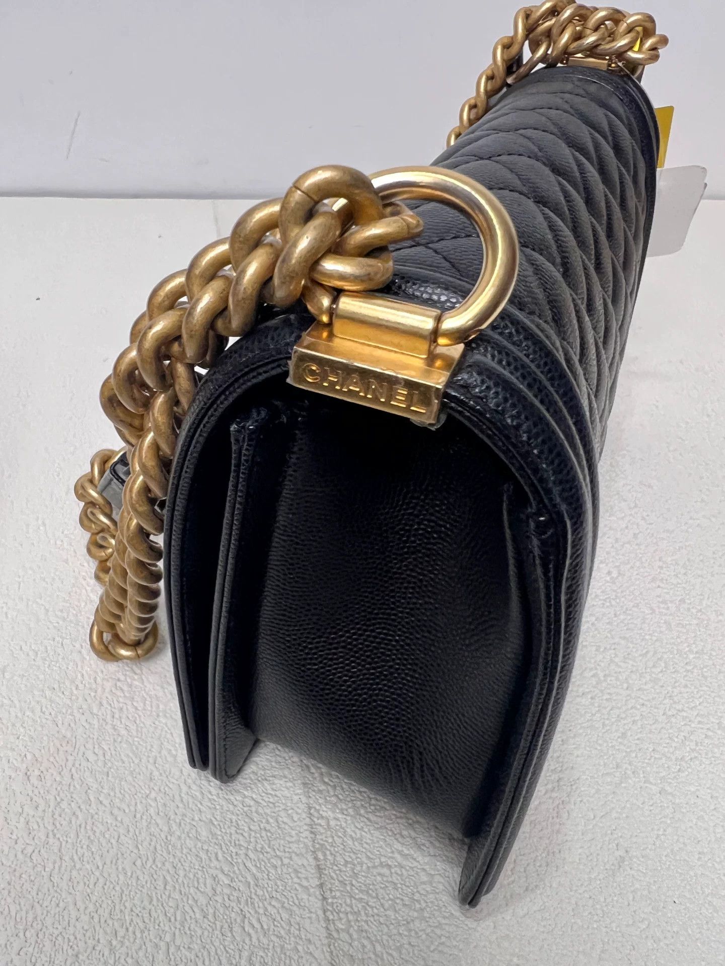 Chanel Pre-loved Bag Very good condition Size ONE SIZE - 9 Thumbnail