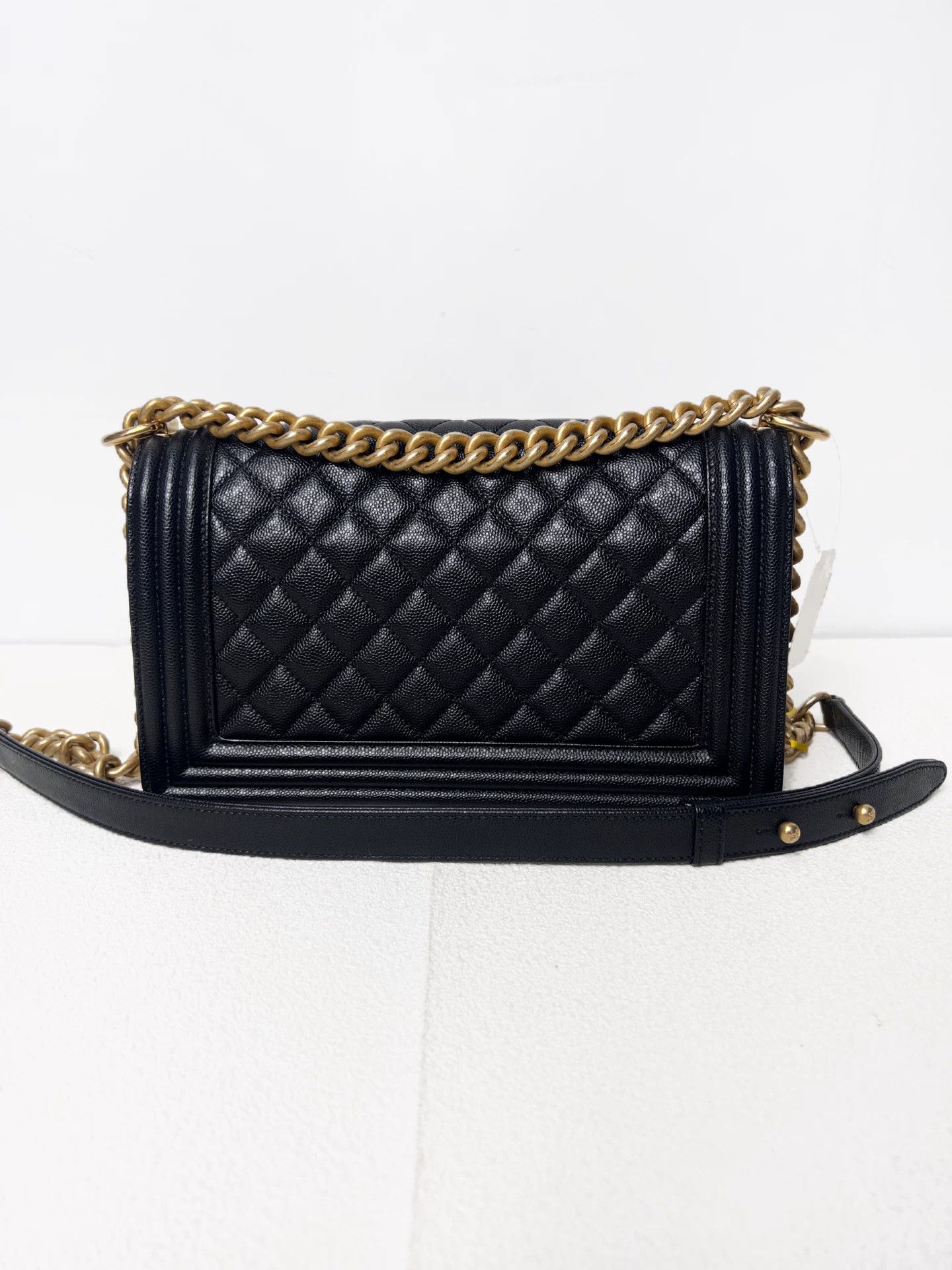 Chanel Pre-loved Bag Very good condition Size ONE SIZE - 2 Thumbnail